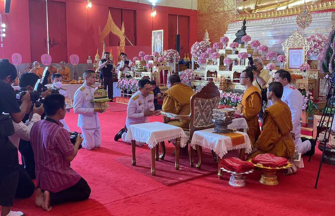 จังหวัดขอนแก่น : จัดพิธีต้อนรับสัญญาบัตร – พัดยศ ในโอกาสพระราชพิธีมหามงคลเฉลิมพระชนมพรรษา พระบาทสมเด็จพระวชิรเกล้าเจ้าอยู่หัว ทรงพระกรุณาโปรดพระราชทานสัญญาบัตรตั้งสมณศักดิ์ พระโสภณพัฒนบัณฑิต (สุกันยา อรุโณ) เป็นพระราชาคณะชั้นราช ในราชทินนามที่ พระราชพัฒนวัชรบัณฑิต