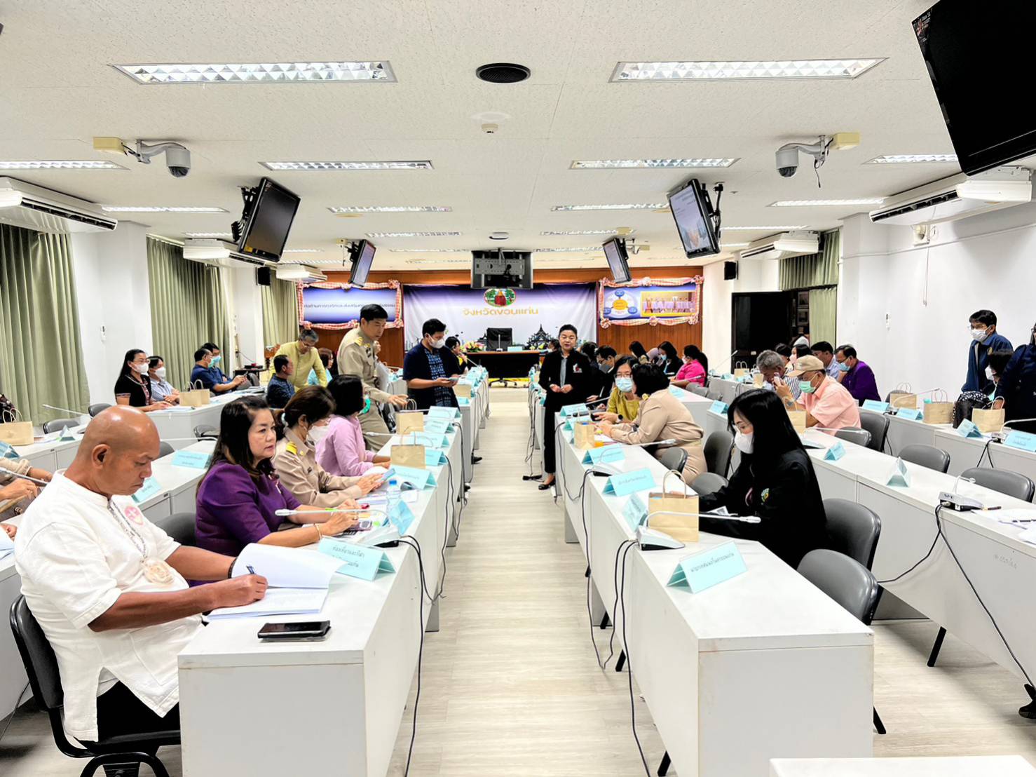 พช.ขอนแก่น : เข้าร่วมประชุม คณะกรรมการร่วมภาครัฐและเอกชนเพื่อแก้ไขปัญหาทางเศรษฐกิจ (กรอ.กลุ่มจังหวัดฯ) กลุ่มจังหวัดภาคตะวันออกเฉียงเหนือตอนกลาง ครั้งที่ 3/2566