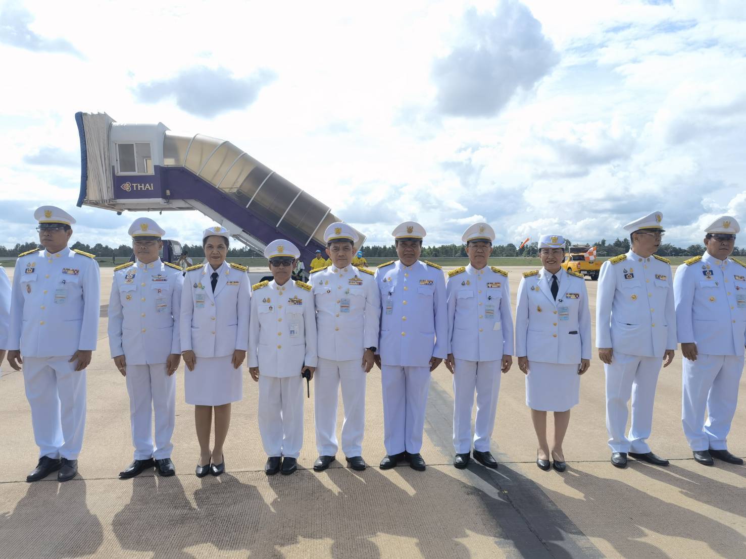 จังหวัดขอนแก่น : เข้าร่วมพิธีเชิญเทียนพรรษาและผ้าอาบน้ำฝนพระราชทาน ประจำปี 2566