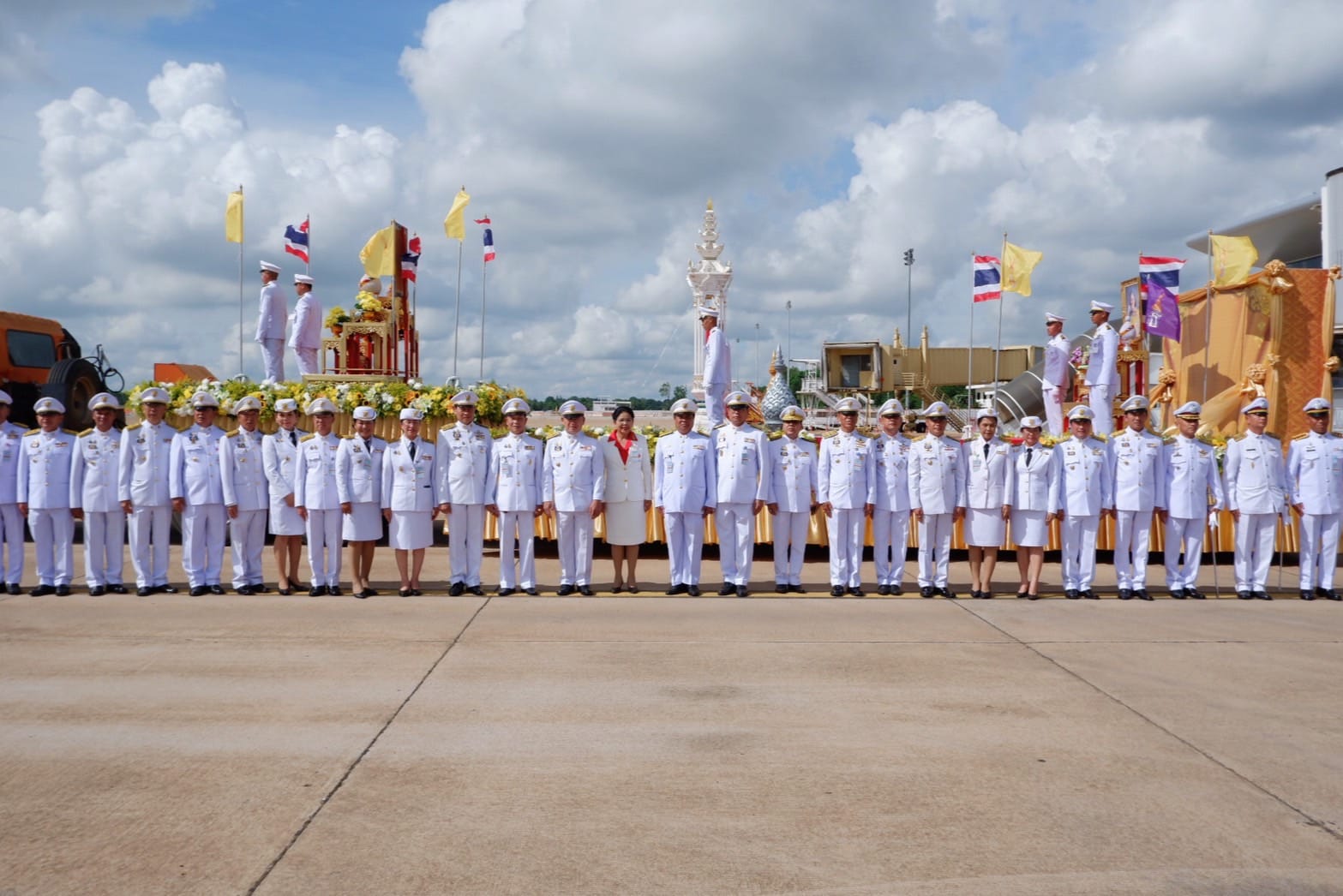 จังหวัดขอนแก่น : เข้าร่วมพิธีเชิญเทียนพรรษาและผ้าอาบน้ำฝนพระราชทาน ประจำปี 2566