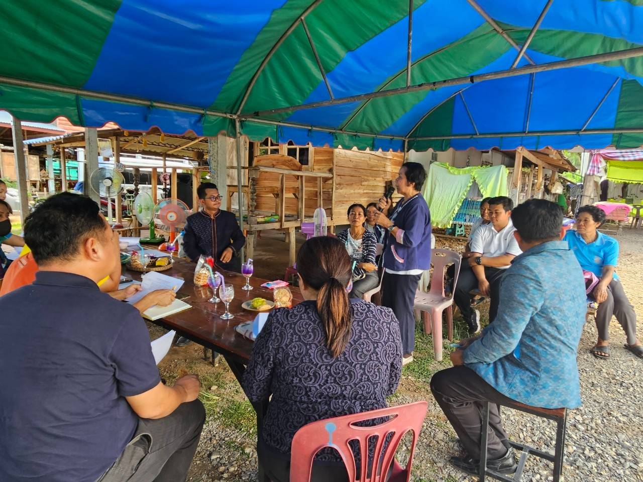 พช.ขอนแก่น : ประชุมคณะทำงานสนับสนุนการพัฒนาเศรษฐกิจฐานรากและประชารัฐ จังหวัดขอนแก่น ณ อ.ชุมแพ อ.สีชมพู และอ.ภูผาม่าน