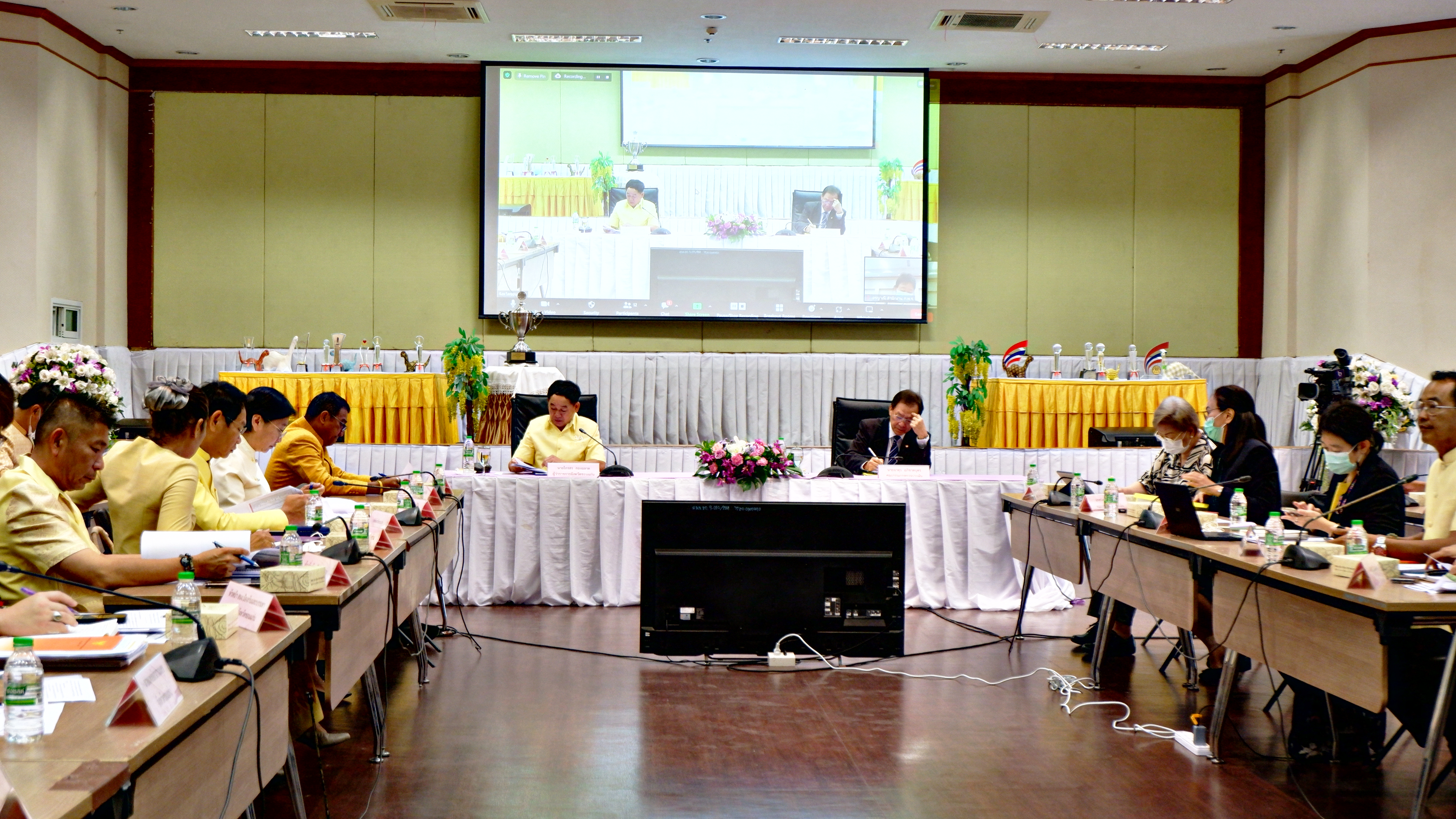 จังหวัดขอนแก่น : รับการตรวจประเมินรางวัลคุณภาพการบริหารจัดการภาครัฐ ประจำปี 2566 ณ พื้นที่ปฏิบัติงานของจังหวัดขอนแก่น (Site Visit) และผ่านสื่ออิเล็กทรอนิกส์ (ระบบ ZOOM)