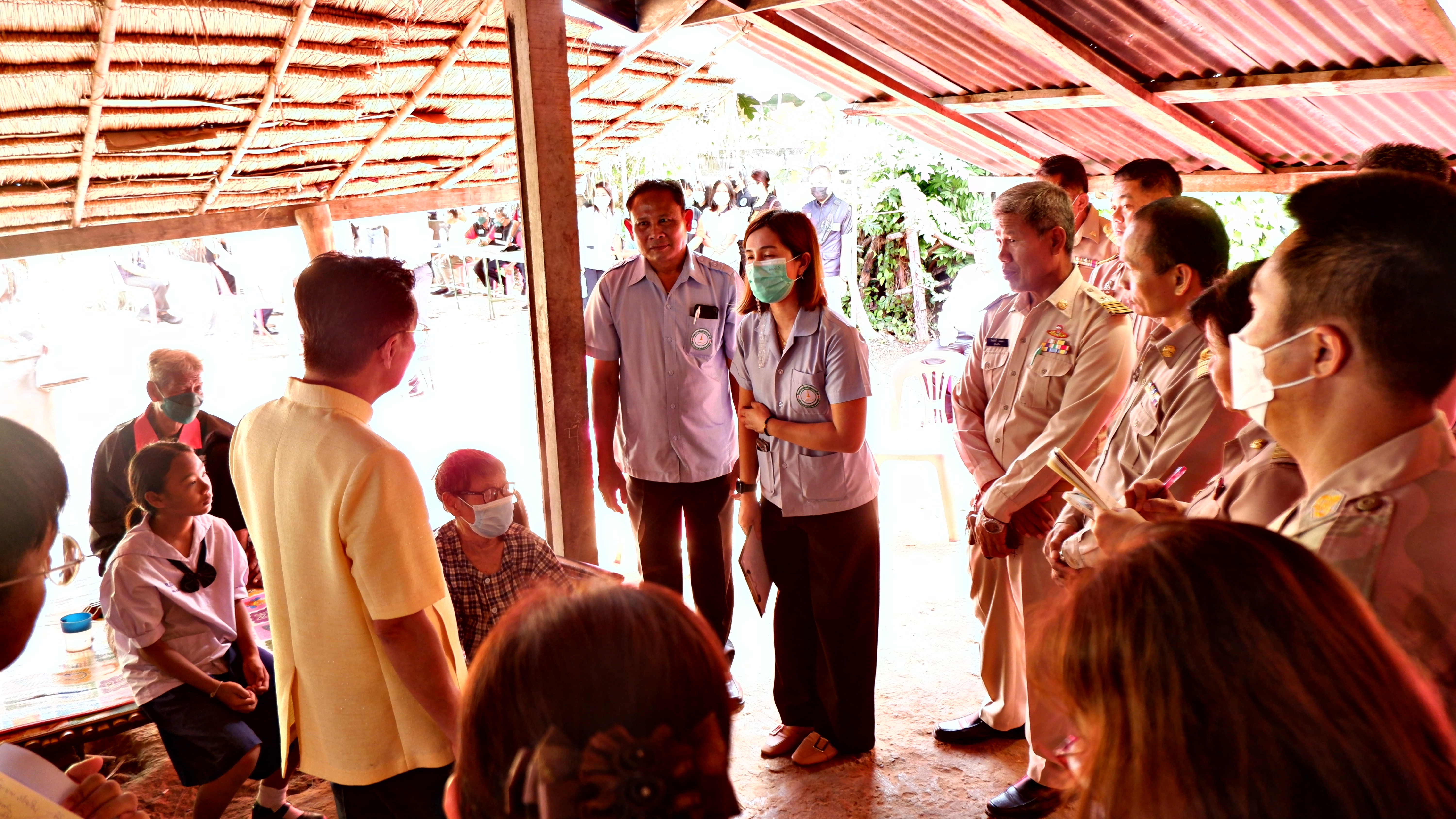รองผู้ว่าฯ ขอนแก่น นำทีมติดตาม และสนับสนุน การดำเนินงานขจัดความยากจนฯ ในระดับพื้นที่ อำเภอกระนวน