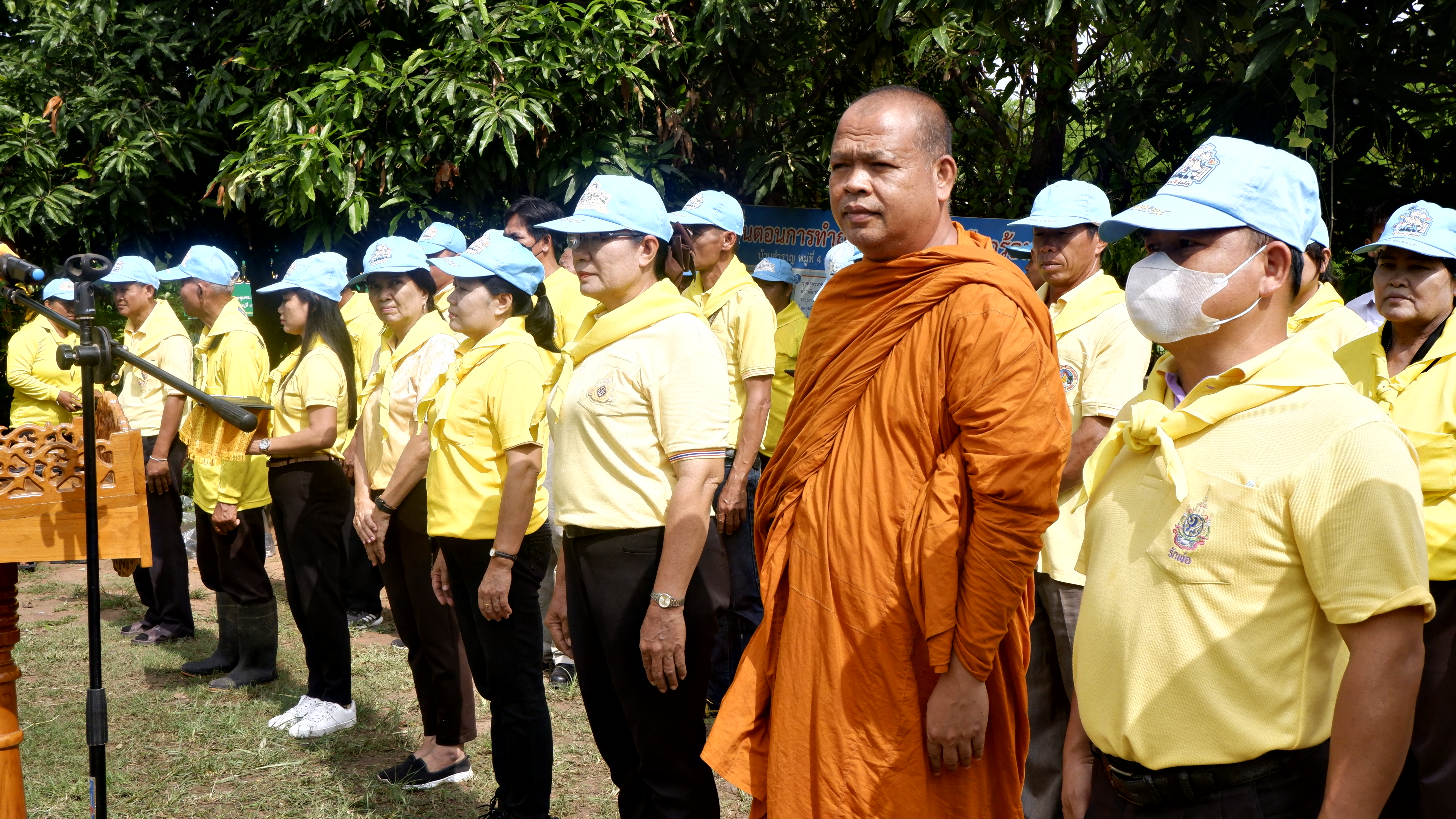 พช.ขอนแก่น : อำเภอหนองสองห้อง จัดกิจกรรมเฉลิมพระเกียรติพระบาทสมเด็จพระปรเมนทรรามาธิบดีศรีสินทรมหาวชิราลงกรณ พระวชิรเกล้าเจ้าอยู่หัว เนื่องในโอกาสวันเฉลิมพระชนมพรรษา 28 กรกฎาคม 2566 ณ ศูนย์ผู้นำจิตอาสาพัฒนาชุมชนตำบลโนนธาตุ