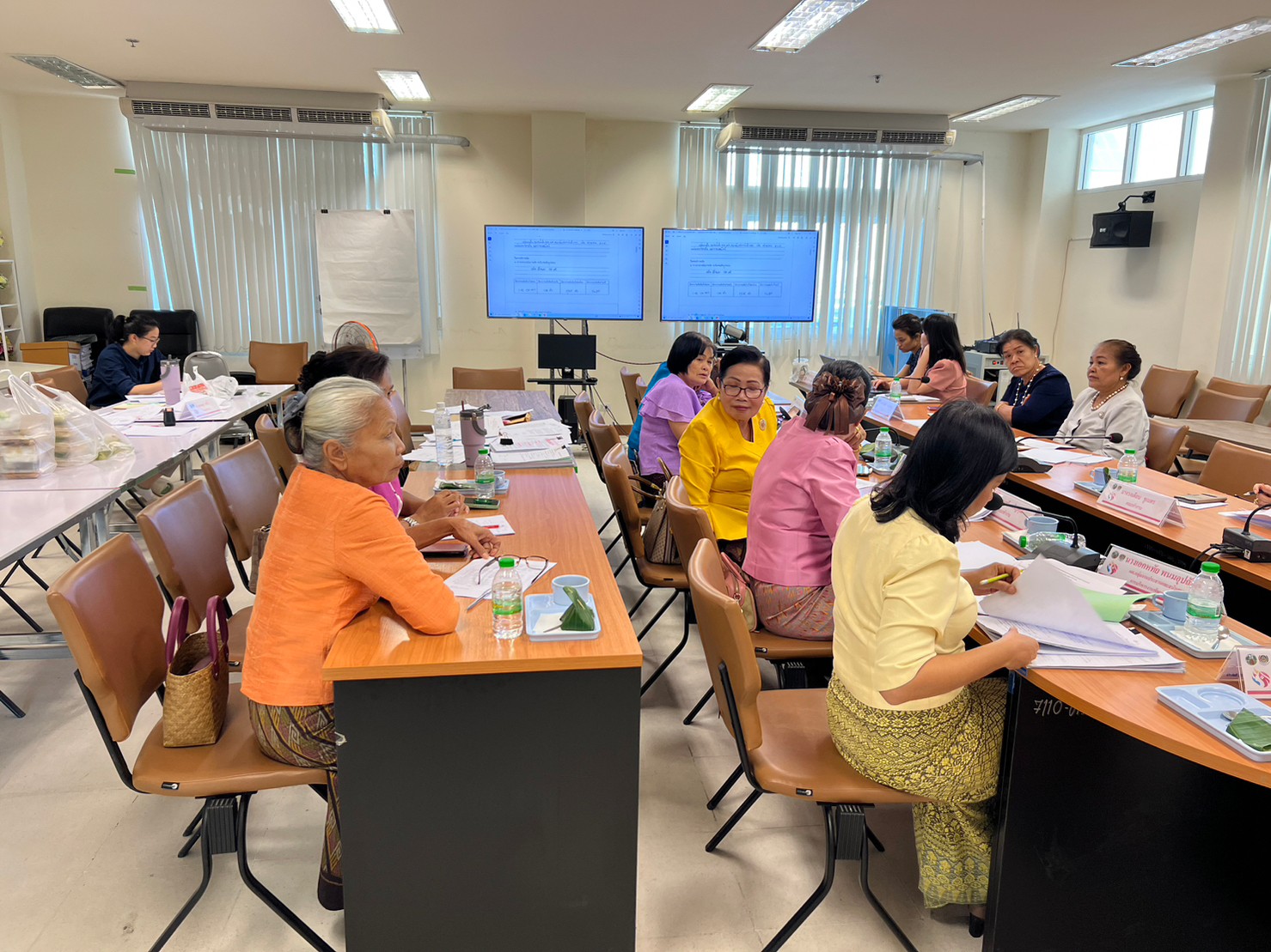 พช.ขอนแก่น : ประชุมคณะทำงานขับเคลื่อนกองทุนพัฒนาบทบาทสตรีจังหวัด (อกส.จ.) จังหวัดขอนแก่น ครั้งที่ 7/2566