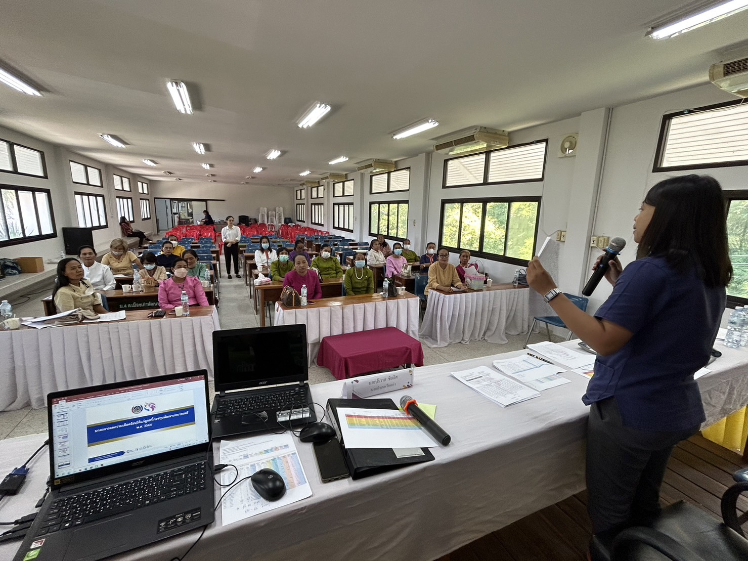 พช.ขอนแก่น : จัดกิจกรรม Mobile Clinic กองทุนพัฒนาบทบาทสตรี ณ ที่ว่าการอำเภอเวียงเก่า