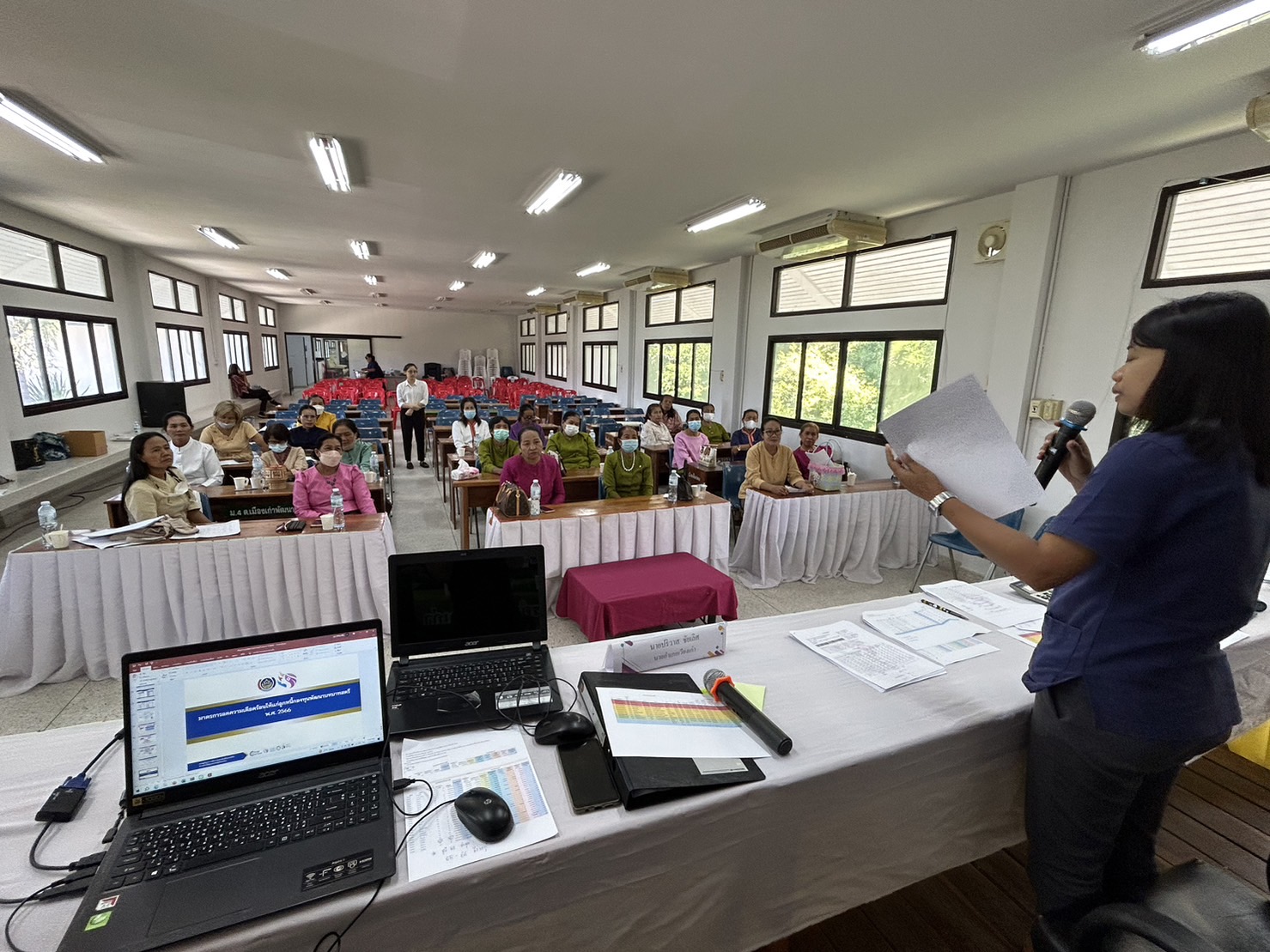 พช.ขอนแก่น : จัดกิจกรรม Mobile Clinic กองทุนพัฒนาบทบาทสตรี ณ ที่ว่าการอำเภอเวียงเก่า