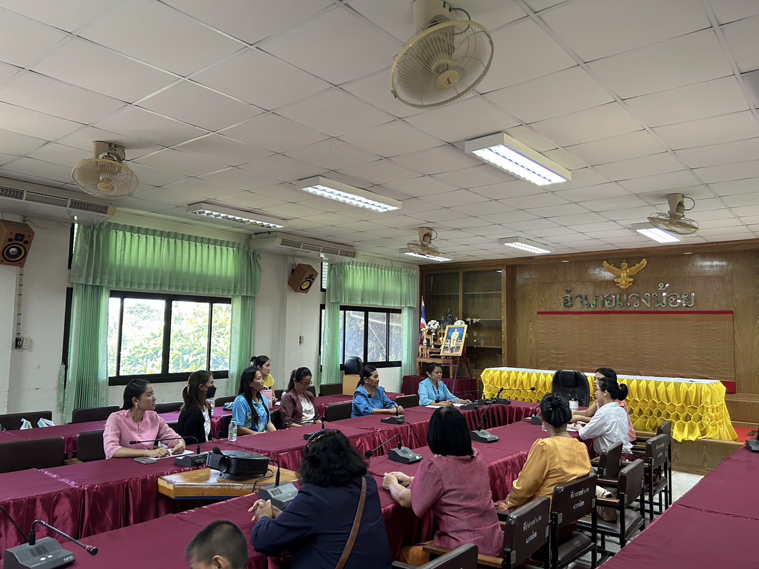 พช.ขอนแก่น : จัดกิจกรรม Mobile Clinic กองทุนพัฒนาบทบาทสตรีจังหวัดขอนแก่น