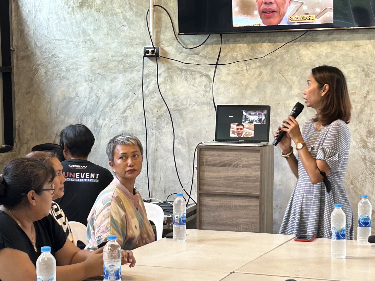 พช.ขอนแก่น : ร่วมกิจกรรมส่งเสริมชุมชนเรียนรู้งานศิลปหัตถกรรมเชื่อมโยงการท่องเที่ยว ณ JUTATIP ชุมชนหัตถกรรมผ้าฝ้ายย้อมสีธรรมชาติ อ.เมือง จ.ขอนแก่น