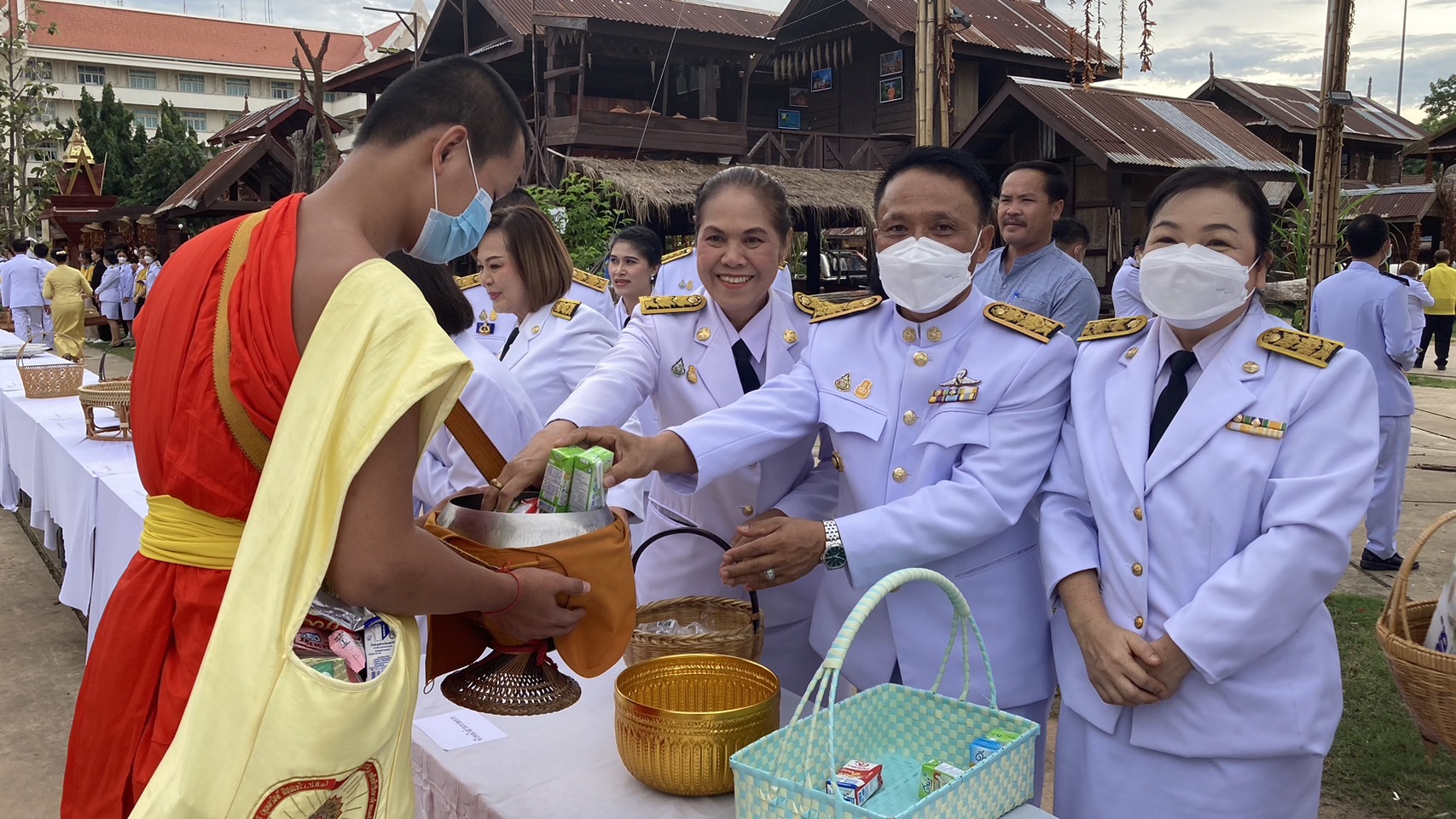 จังหวัดขอนแก่น : จัดกิจกรรมเฉลิมพระเกียรติพระบาทสมเด็จพระเจ้าอยู่หัว เนื่องในโอกาสวันเฉลิมพระชนมพรรษา 28 กรกฎาคม 2566