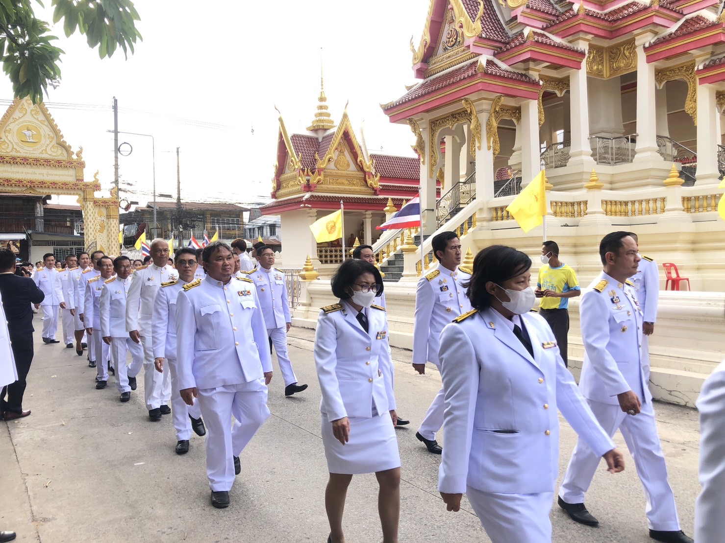 จังหวัดขอนแก่น : เข้าร่วมพิธีเชิญเทียนพรรษาและผ้าอาบน้ำฝนพระราชทาน ประจำปี 2566