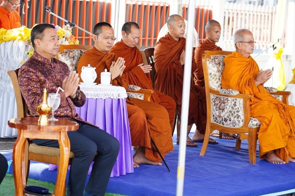 พช.ขอนแก่น : อำเภอชุมแพ ร่วมพิธีทำบุญใหญ่ครอบรอบ 80 ปี สถาปนาอำเภอชุมแพ