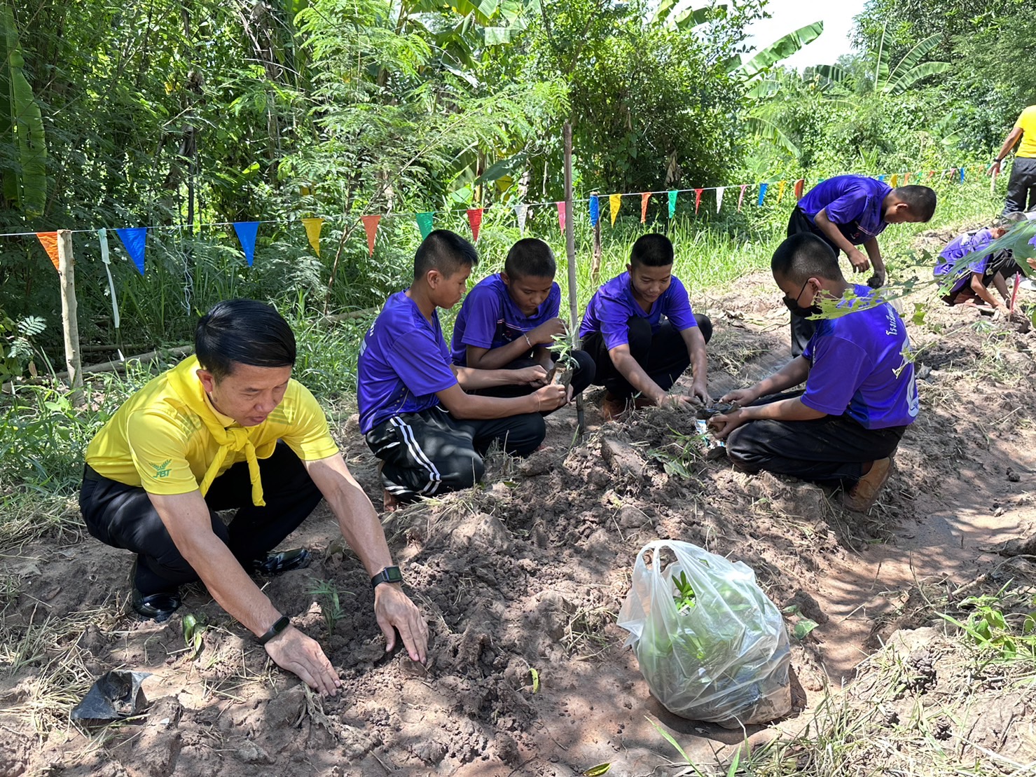 พช.ขอนแก่น : อำเภอเขาสวนกวาง ดำเนินงานโครงการวัด ประชา รัฐ สร้างสุข เนื่องในโอกาสฉลองพระชนมายุ 8 รอบ สมเด็จพระอริยวงศาคตญาณ สมเด็จพระสังฆราช สกลมหาสังฆปริณายก 26 มิถุนายน 2566