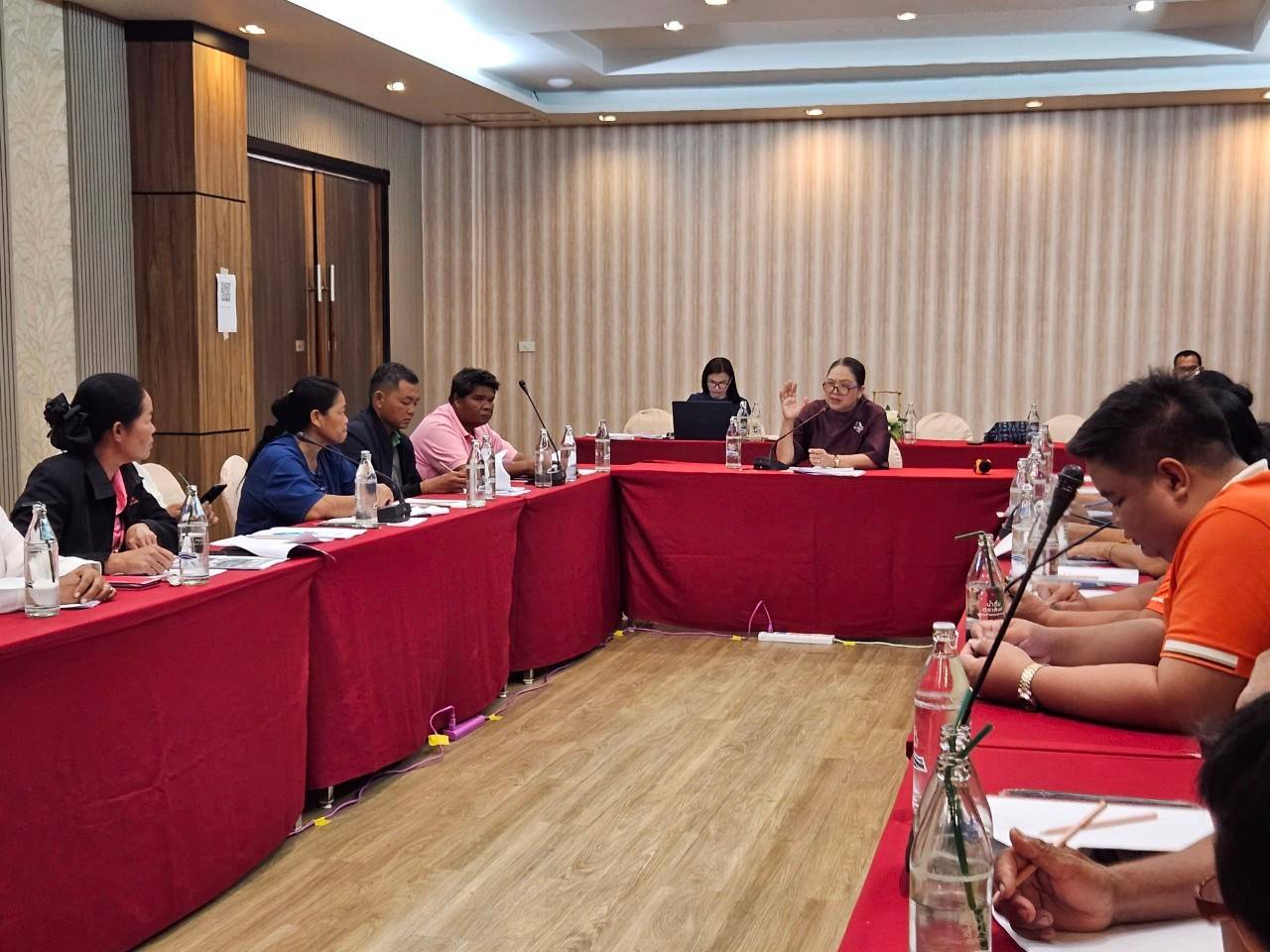 พช.ขอนแก่น : ประชุมเชิงปฏิบัติการส่งเสริมการสร้างรายได้จากกิจการอาหารปลอดภัย ระดับจังหวัด