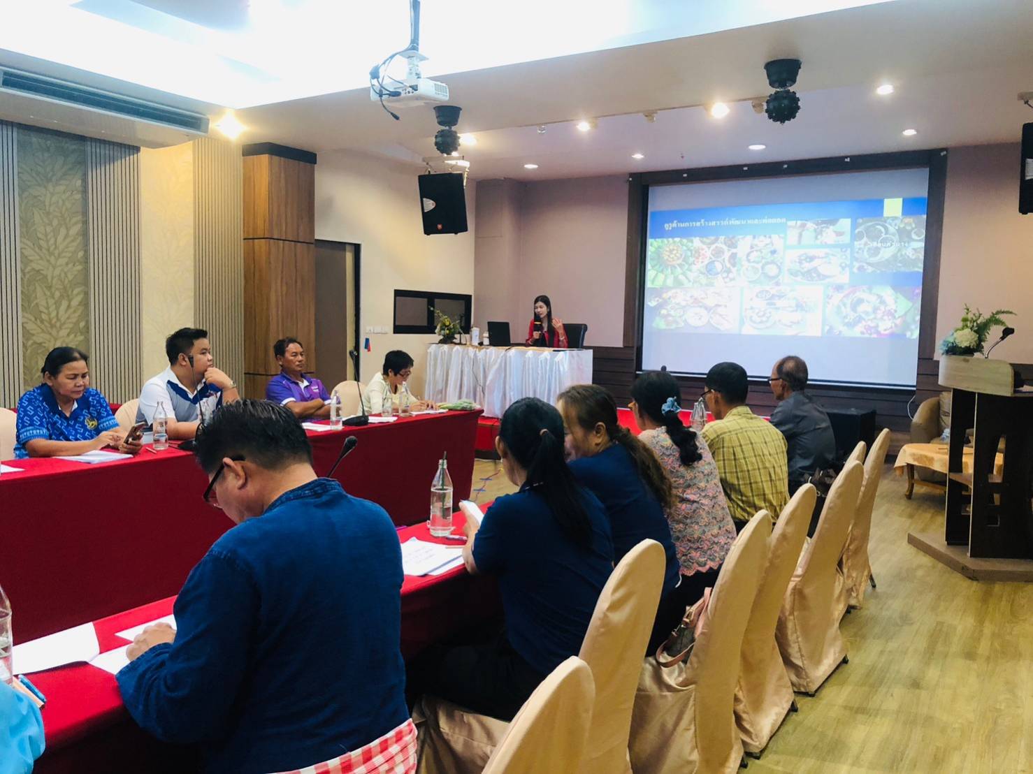 พช.ขอนแก่น : ประชุมเชิงปฏิบัติการส่งเสริมการสร้างรายได้จากกิจการอาหารปลอดภัย ระดับจังหวัด