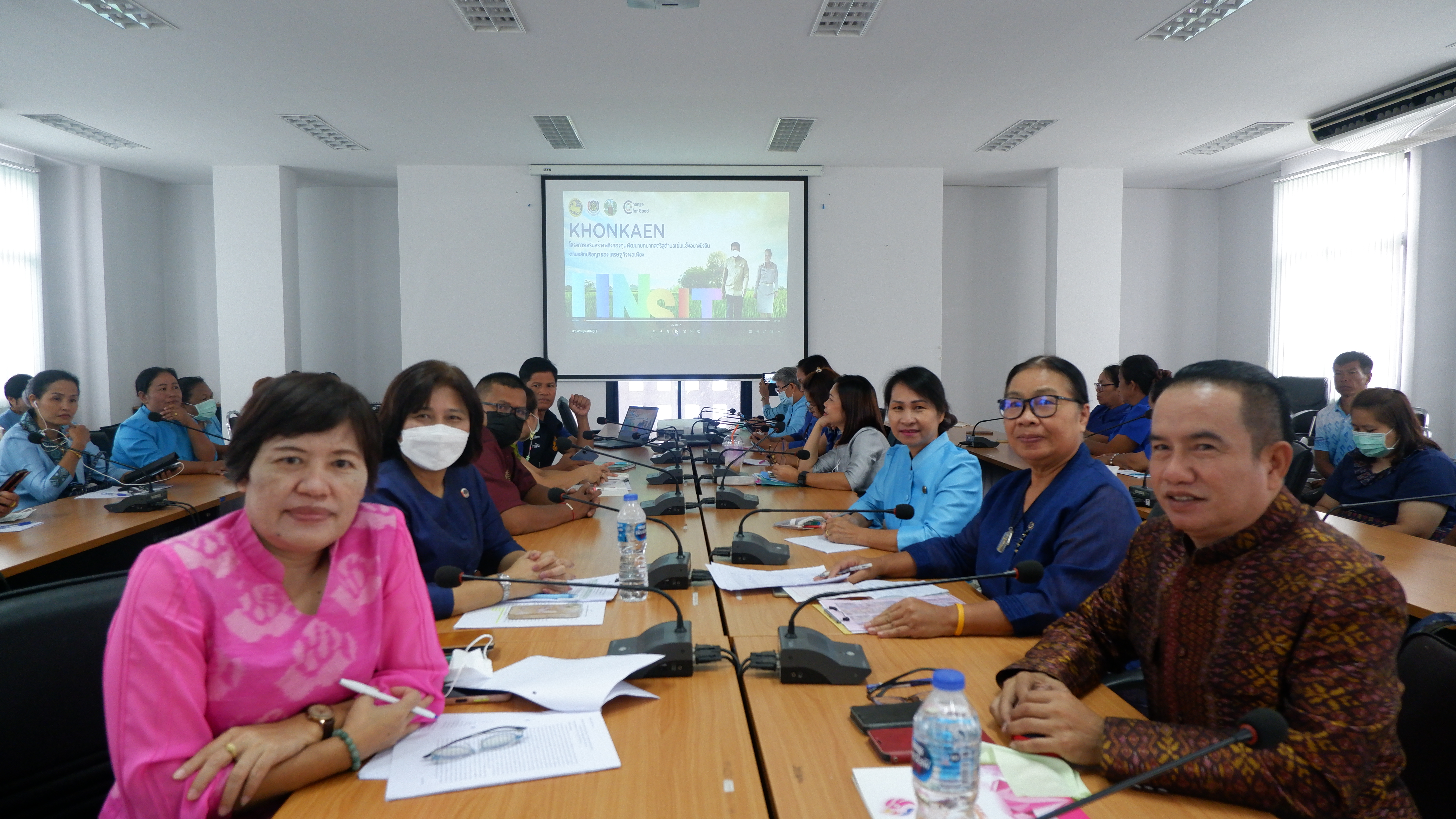 พช.ขอนแก่น : จัดเวทีถอดบทเรียน (Best practice) การเสริมสร้างกองทุนพัฒนาบทบาทสตรี สู่ตำบลเข้มแข็งอย่างยั่งยืน ตามหลักปรัชญาของเศรษฐกิจพอเพียง