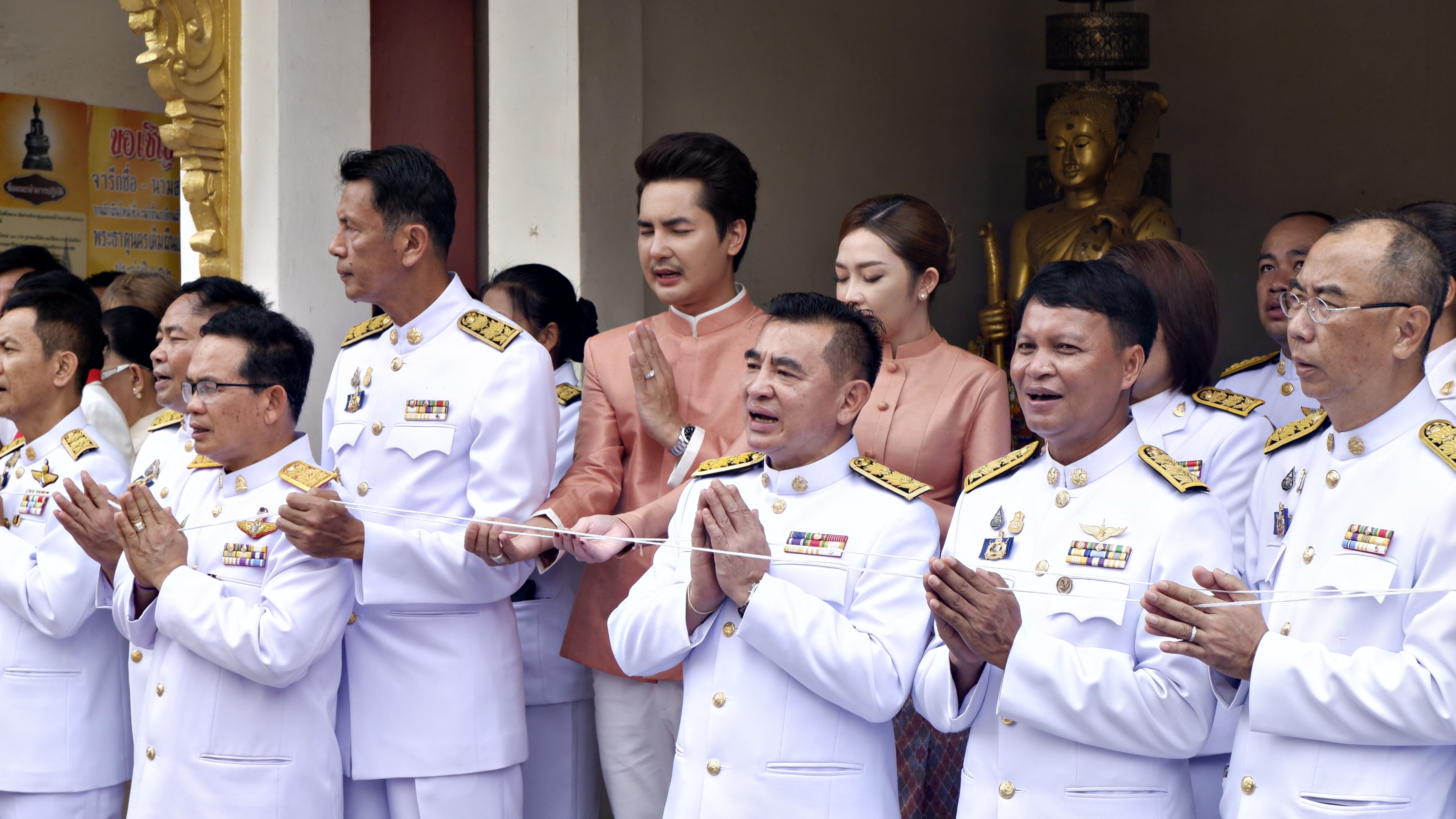 จังหวัดขอนแก่น : ผู้ว่าฯ ประกอบพิธีถวายเทียนพรรษาพระราชทานพระบาทสมเด็จพระเจ้าอยู่หัว และผ้าอาบน้ำฝนพระราชทานสมเด็จพระกนิษฐาธิราชเจ้า กรมสมเด็จพระเทพรัตนราชสุดาฯ จังหวัดขอนแก่น ประจำปี พ.ศ.2566