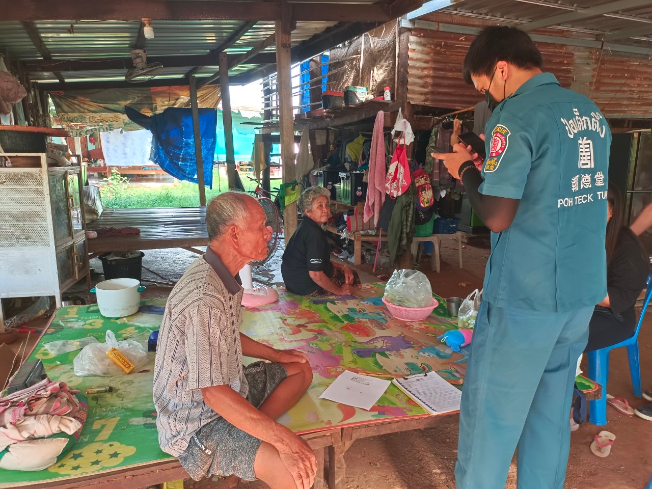 พช.ขอนแก่น : กรมการพัฒนาชุมชนกระทรวงมหาดไทย ร่วมกับ มูลนิธิปอเต๊กติ๊ง ลงพื้นที่เพื่อจัดเก็บข้อมูลครัวเรือนเป้าหมาย ในการดำเนินงานภายใต้บันทึกข้อตกลงความร่วมมือในการแก้ไขปัญหาความยากจนเชิงบูรณาการ จังหวัดขอนแก่น