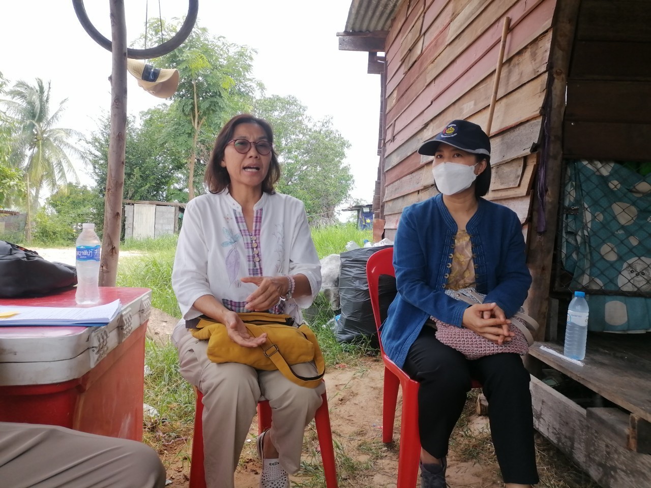 พช.ขอนแก่น : กรมการพัฒนาชุมชนกระทรวงมหาดไทย ร่วมกับ มูลนิธิปอเต๊กติ๊ง ลงพื้นที่เพื่อจัดเก็บข้อมูลครัวเรือนเป้าหมาย ในการดำเนินงานภายใต้บันทึกข้อตกลงความร่วมมือในการแก้ไขปัญหาความยากจนเชิงบูรณาการ จังหวัดขอนแก่น