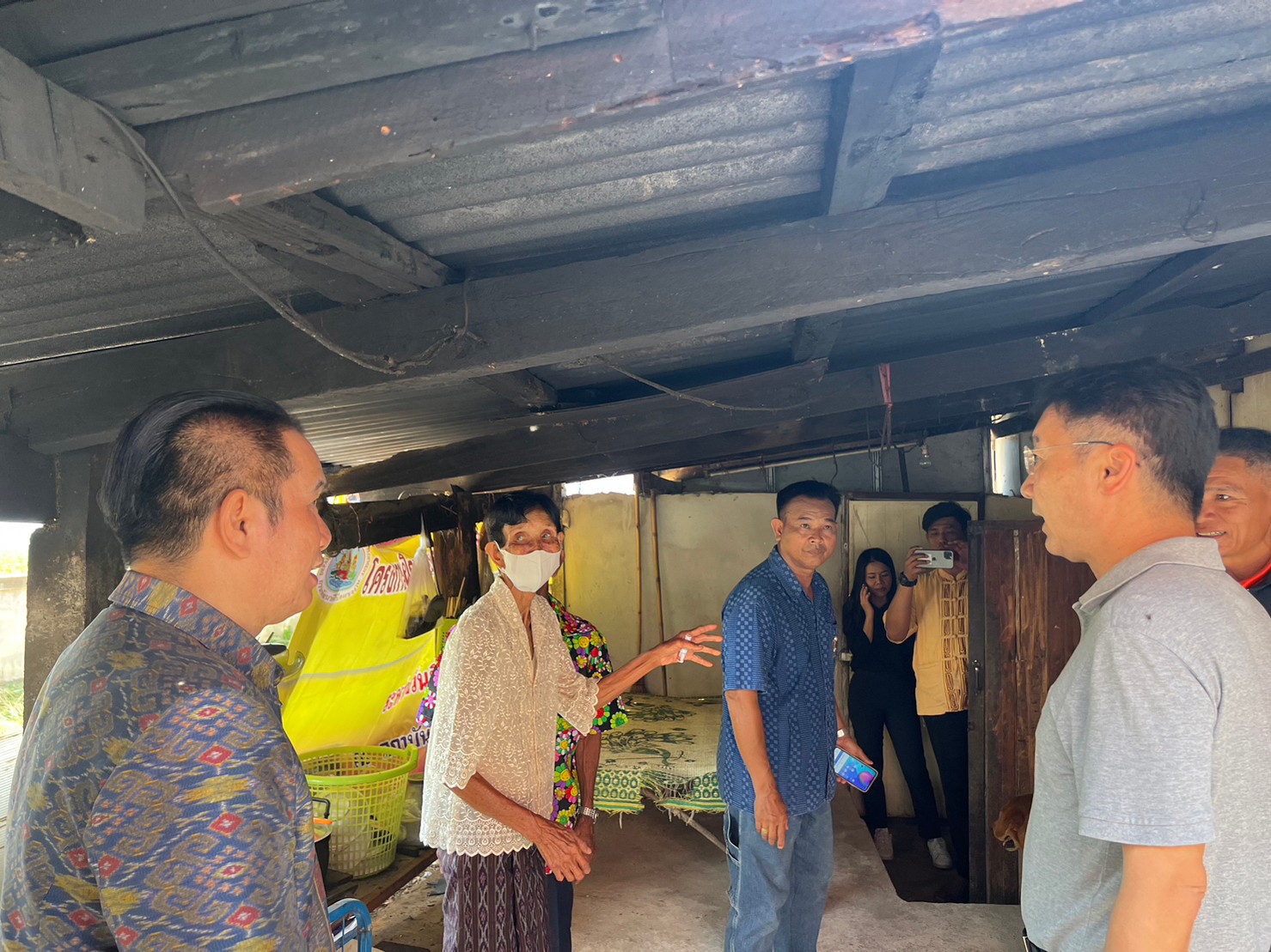รองผู้ว่าฯ ขอนแก่น นำทีมติดตามและสนับสนุนการดำเนินงานขจัดความยากจนฯ ในพื้นที่อำเภอเมืองขอนแก่น