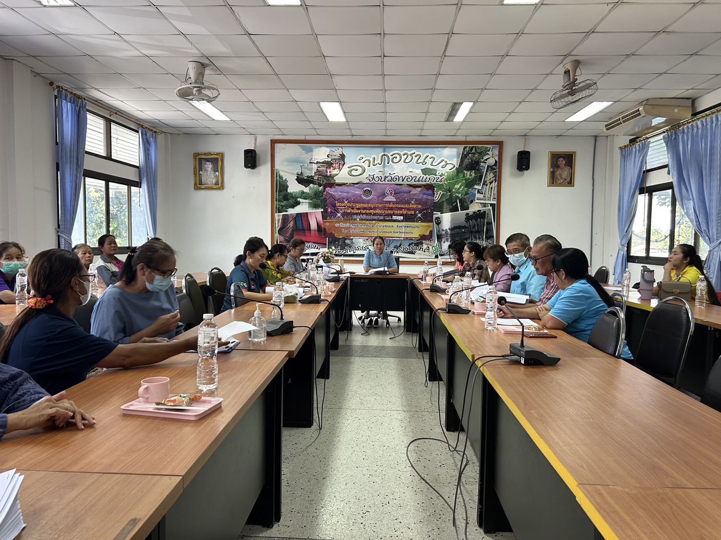 พช.ขอนแก่น : จัดกิจกรรม Mobile Clinic กองทุนพัฒนาบทบาทสตรี จังหวัดขอนแก่น