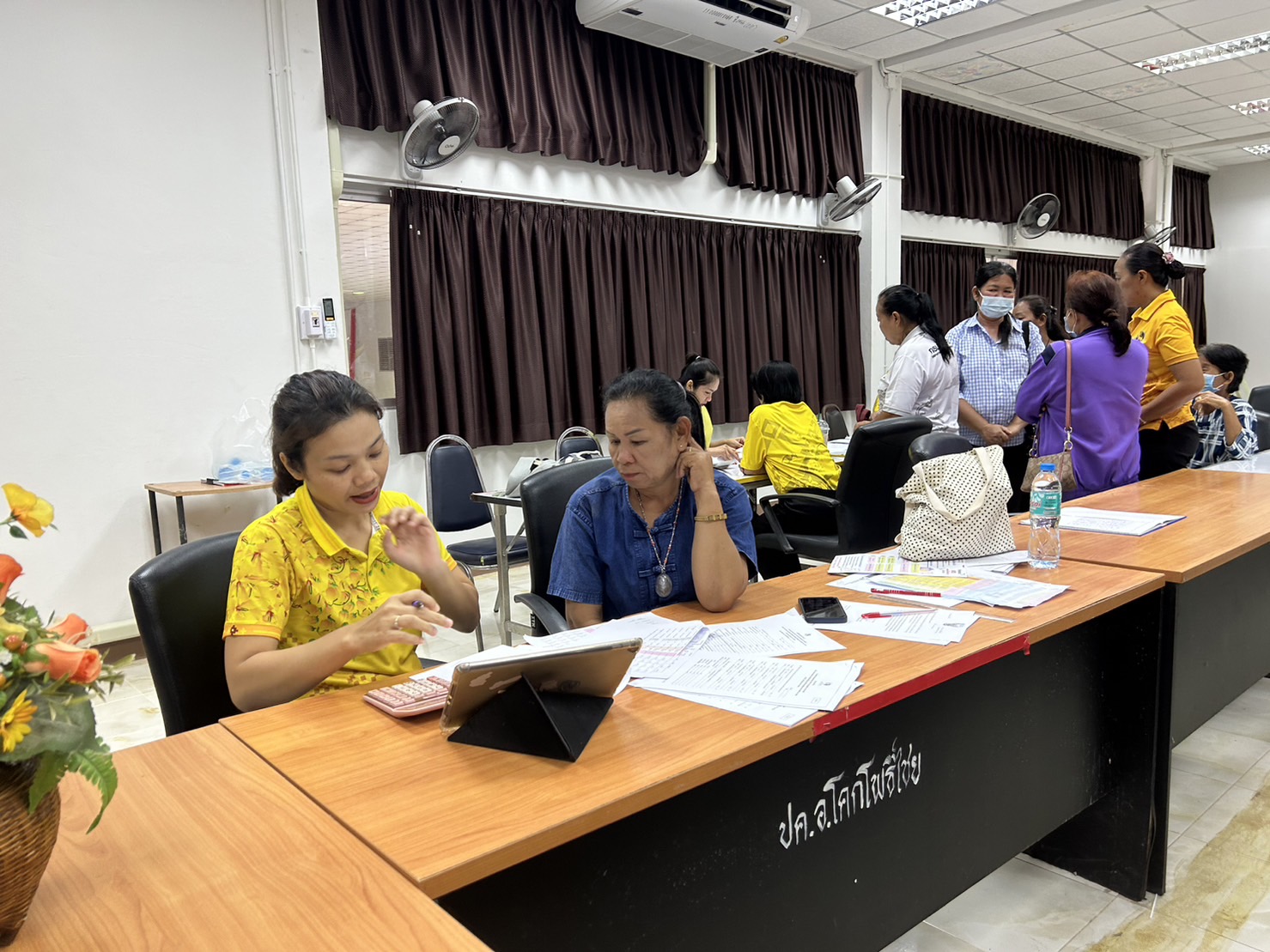 พช.ขอนแก่น : จัดกิจกรรม Mobile Clinic กองทุนพัฒนาบทบาทสตรีจังหวัดขอนแก่น