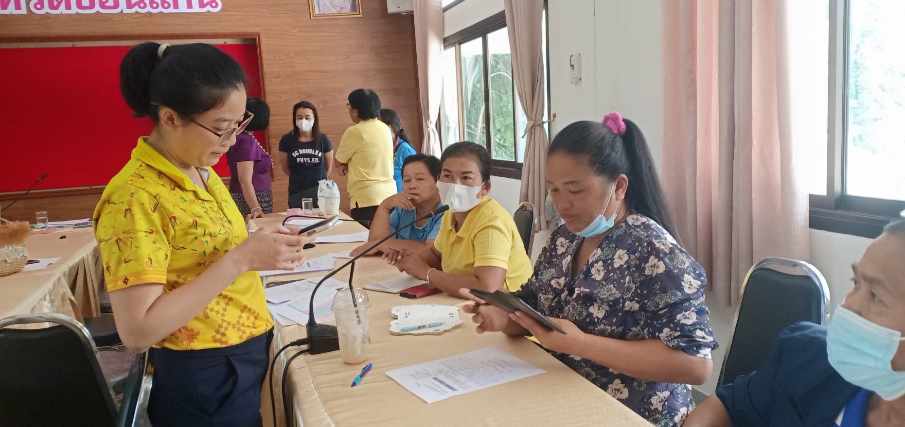 พช.ขอนแก่น : จัดกิจกรรม Mobile Clinic กองทุนพัฒนาบทบาทสตรีจังหวัดขอนแก่น