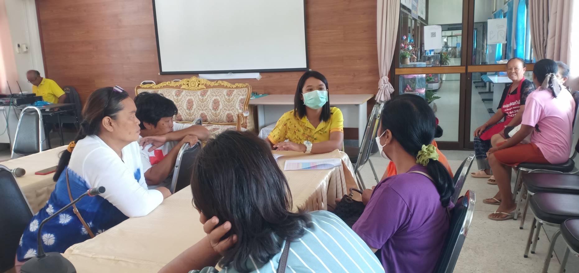 พช.ขอนแก่น : จัดกิจกรรม Mobile Clinic กองทุนพัฒนาบทบาทสตรีจังหวัดขอนแก่น