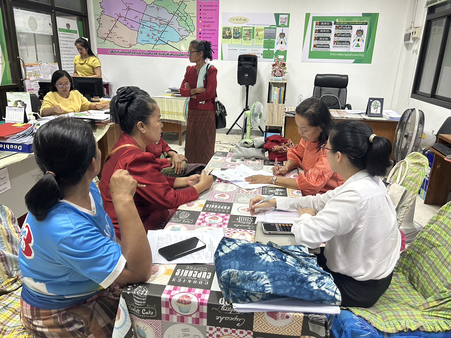 พช. ขอนแก่น : จัดกิจกรรม Mobile Clinic กองทุนพัฒนาบทบาทสตรีจังหวัดขอนแก่น