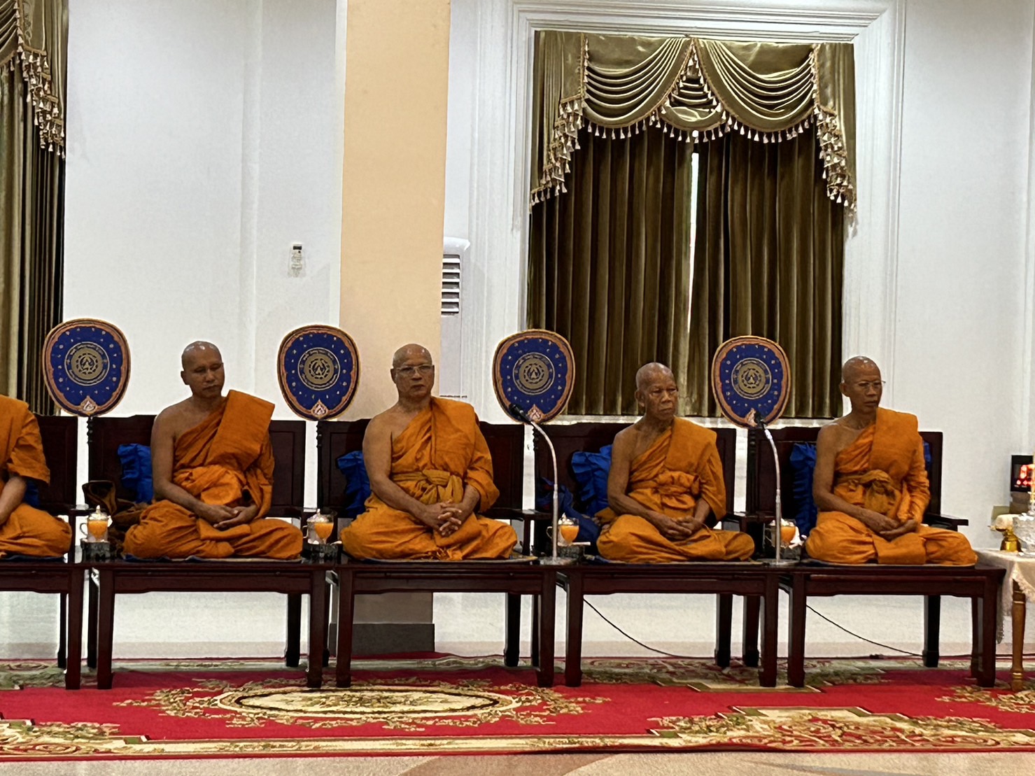 พช.ขอนแก่น : ร่วมพิธีสมโภชเทียนพรรษาและผ้าอาบน้ำฝนพระราชทาน ประจำปี 2566