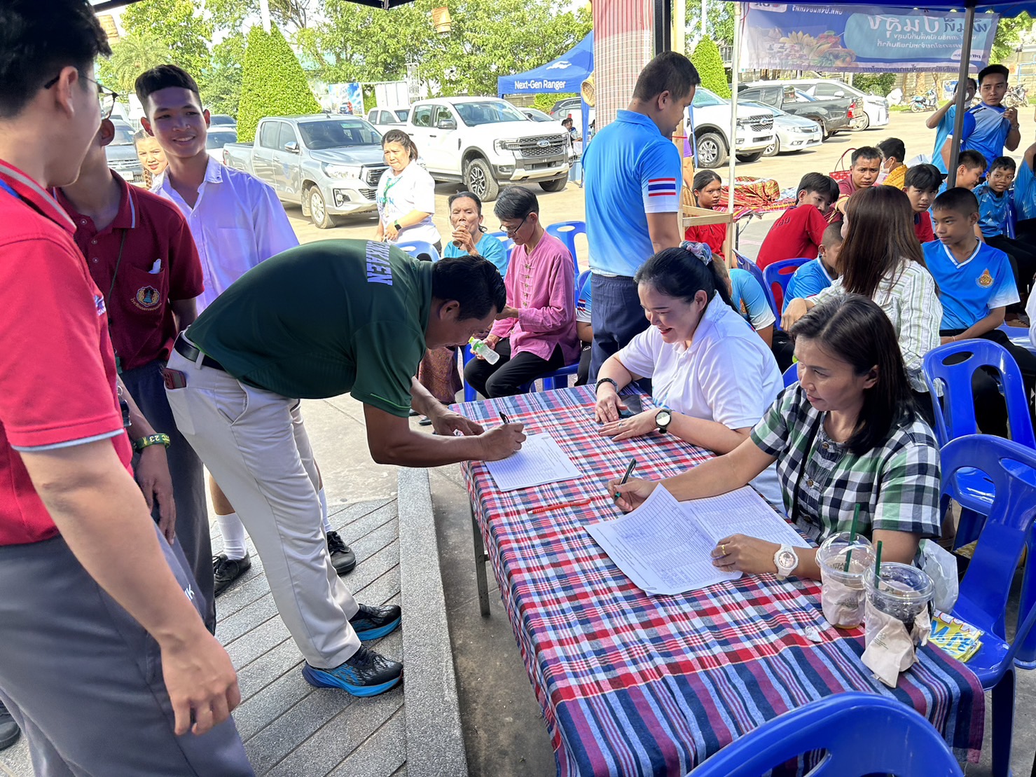 จังหวัดขอนแก่น : จัดงานตลาดเติมสุขและจำหน่ายสินค้าชุมชน (OTOP) ร่วมกับโครงการ แยก แลกยิ้ม OR (PTT Station) ระหว่างวันที่ 8 – 12 สิงหาคม 2566