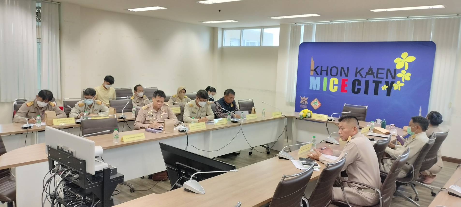 พช.ขอนแก่น : ร่วมประชุมขับเคลื่อนและติดตามนโยบายของรัฐบาลและภารกิจสำคัญของกระทรวงมหาดไทย ประจำปีงบประมาณ 2566 (เดือนกันายายน 2566) ผ่านระบบ VCS