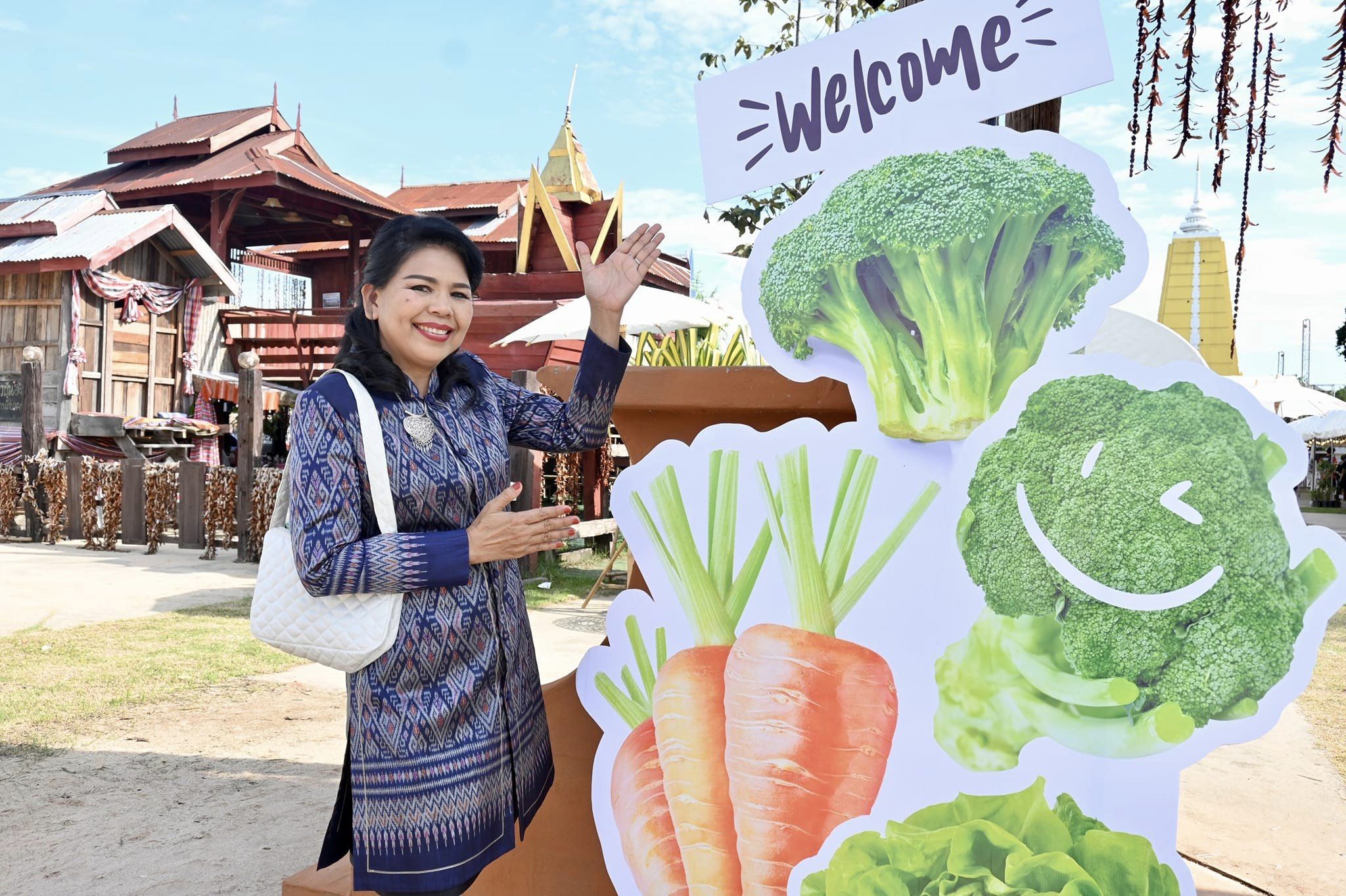 จังหวัดขอนแก่น : จัดงานมหกรรมอาหารรสเด็ด เกษตรปลอดภัย วิถีไทขอนแก่น (วันที่2)