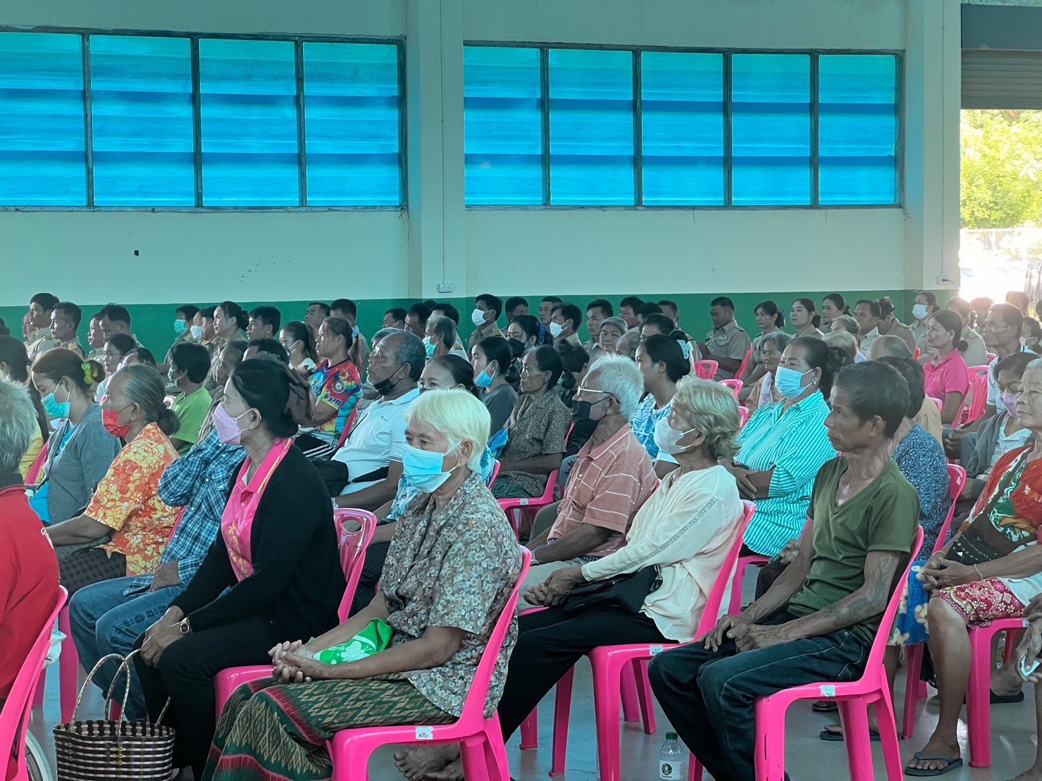 พช.ขอนแก่น : ร่วมงานเปิดการปฏิบัติงานหน่วยแพทย์เคลื่อนที่ พอ.สว.และโครงการหน่วยบำบัดทุกข์บำรุงสุข สร้างรอยยิ้มให้กับประชาชน อำเภอซำสูง