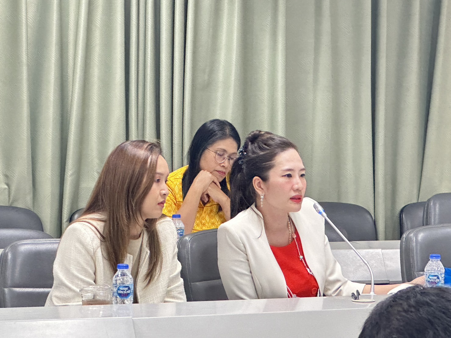 พช.ขอนแก่น : ร่วมประชุมปรึกษา คณะกรรมการ และทีมปฏิบัติการขับเคลื่อนเมืองหัตถกรรมโลกแห่งผ้ามัดหมี่ ครั้งที่ 1/2566