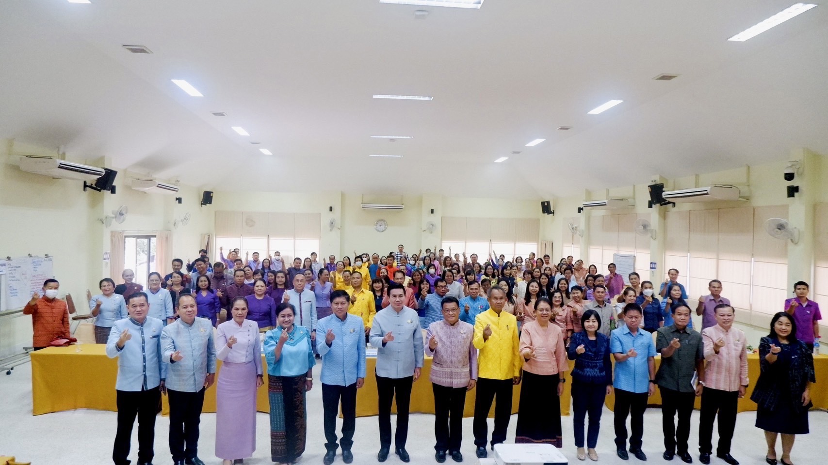 พช.ขอนแก่น : ร่วมประชุมเชิงปฏิบัติการตรวจติดตามผลการดำเนินงานของหน่วยตรวจรับรายไตรมาส ครั้งที่ 4/2566 เขตตรวจราชการที่ 12 และ 14