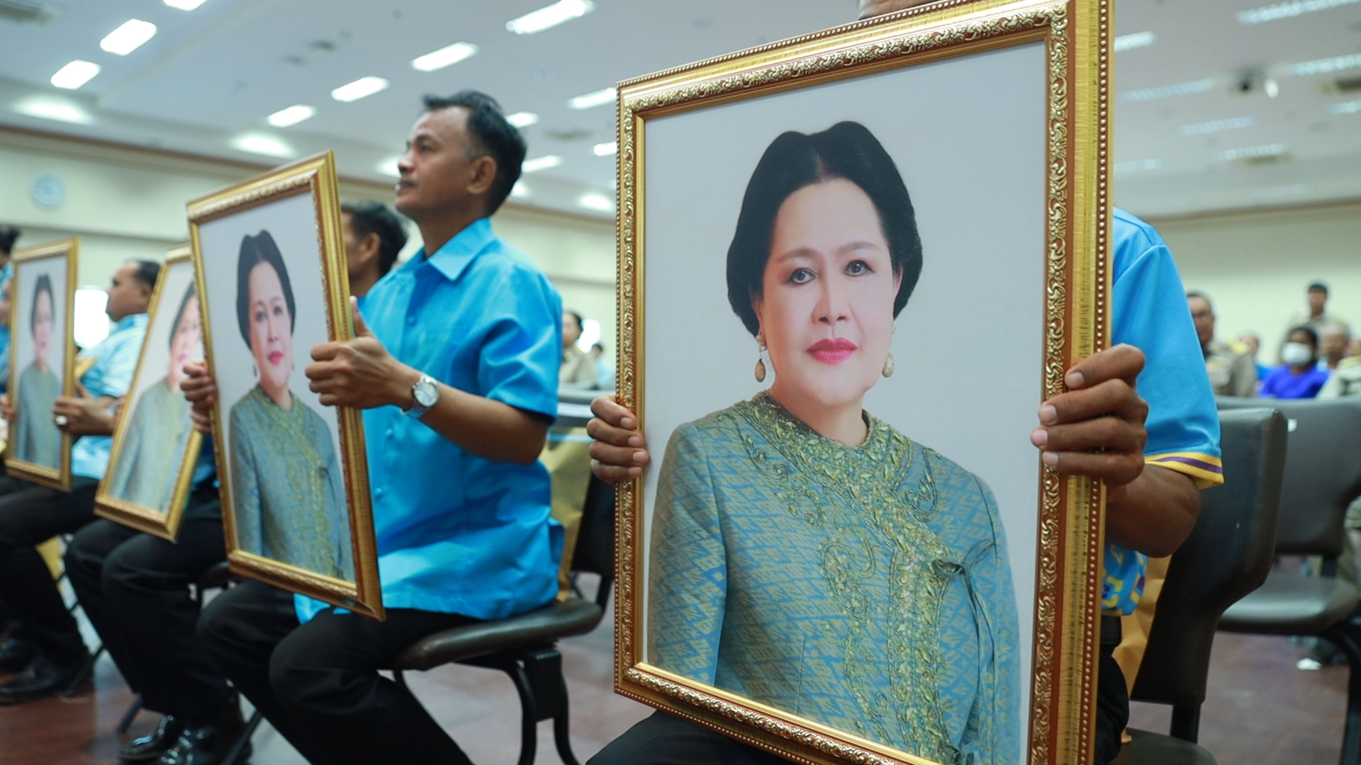 จังหวัดขอนแก่น : จัดพิธีมอบเงินพระราชทานขวัญถุงกองทุนแม่ของแผ่นดิน ประจำปี 2566