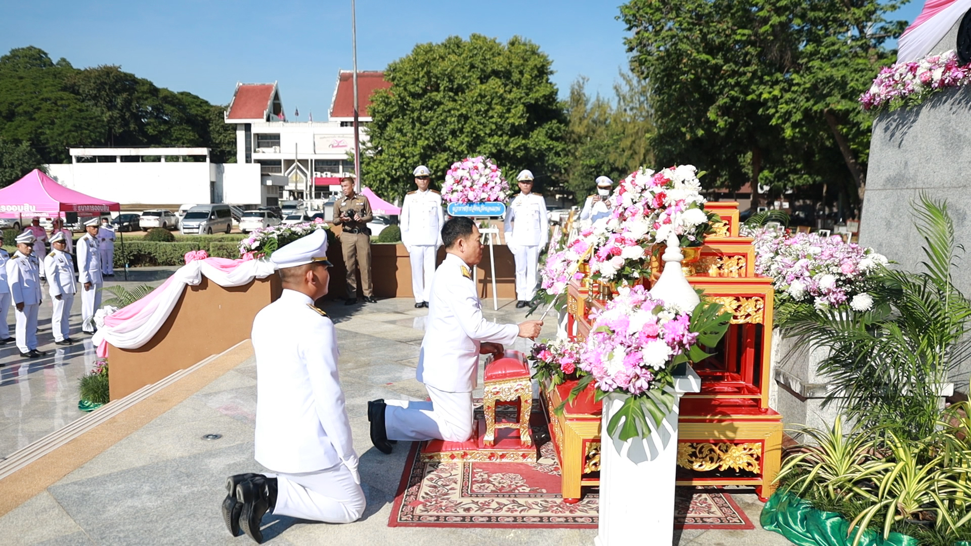 พช.ขอนแก่น : ร่วมพิธีน้อมรำลึกเนื่องในวันคล้ายวันสวรรคตพระบาทสมเด็จพระจุลจอมเกล้าเจ้าอยู่หัว 23 ตุลาคม 2566