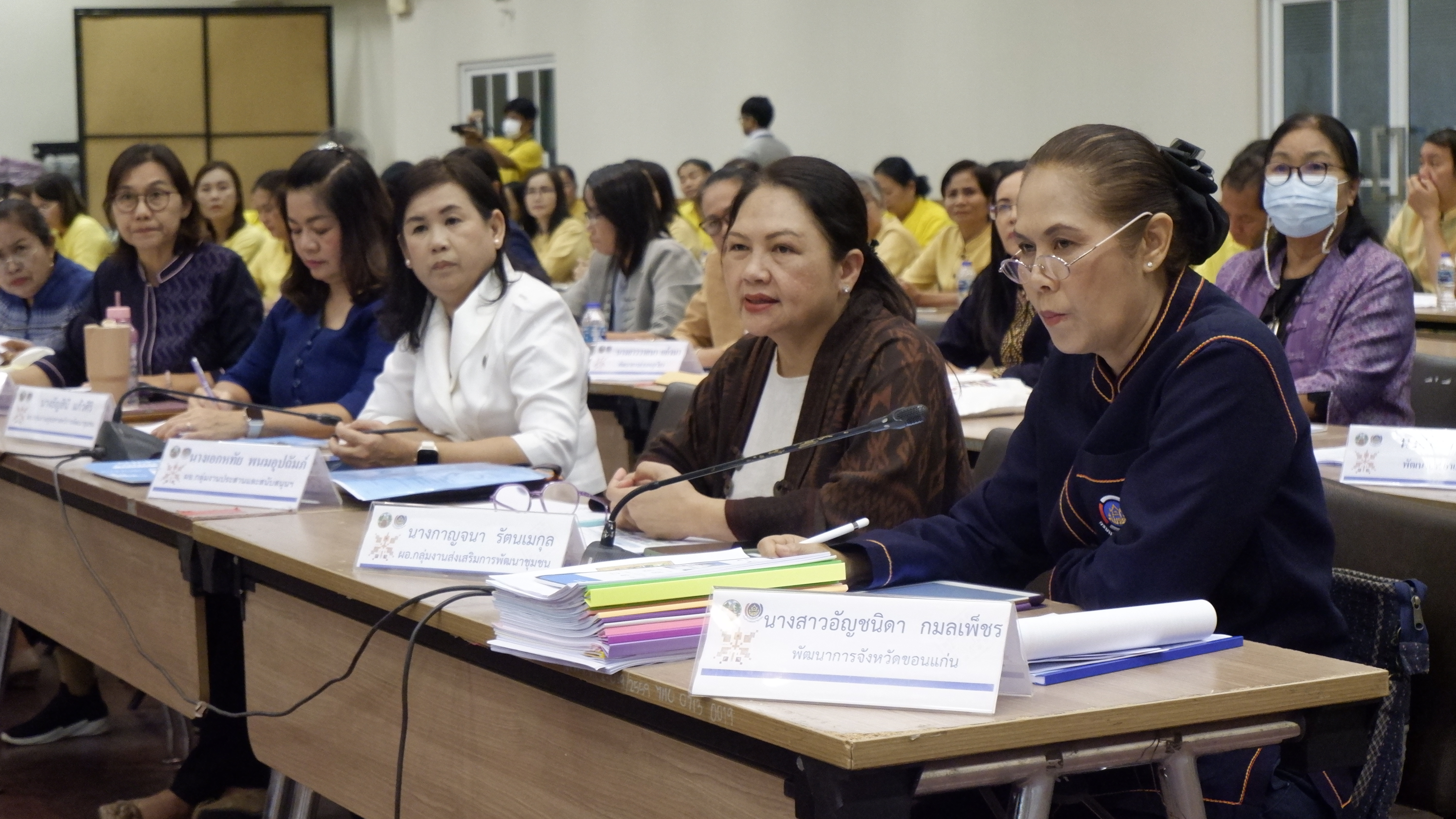 พช.ขอนแก่น : อธิบดี พช. เยือนขอนแก่น มอบแนวทางการทำงาน “เน้นพอเพียง มีวินัย สุจริต จิตอาสา” มุ่งมั่นตั้งใจทำงานเพื่อบำบัดทุกข์ บำรุงสุขให้กับพี่น้องประชาชน