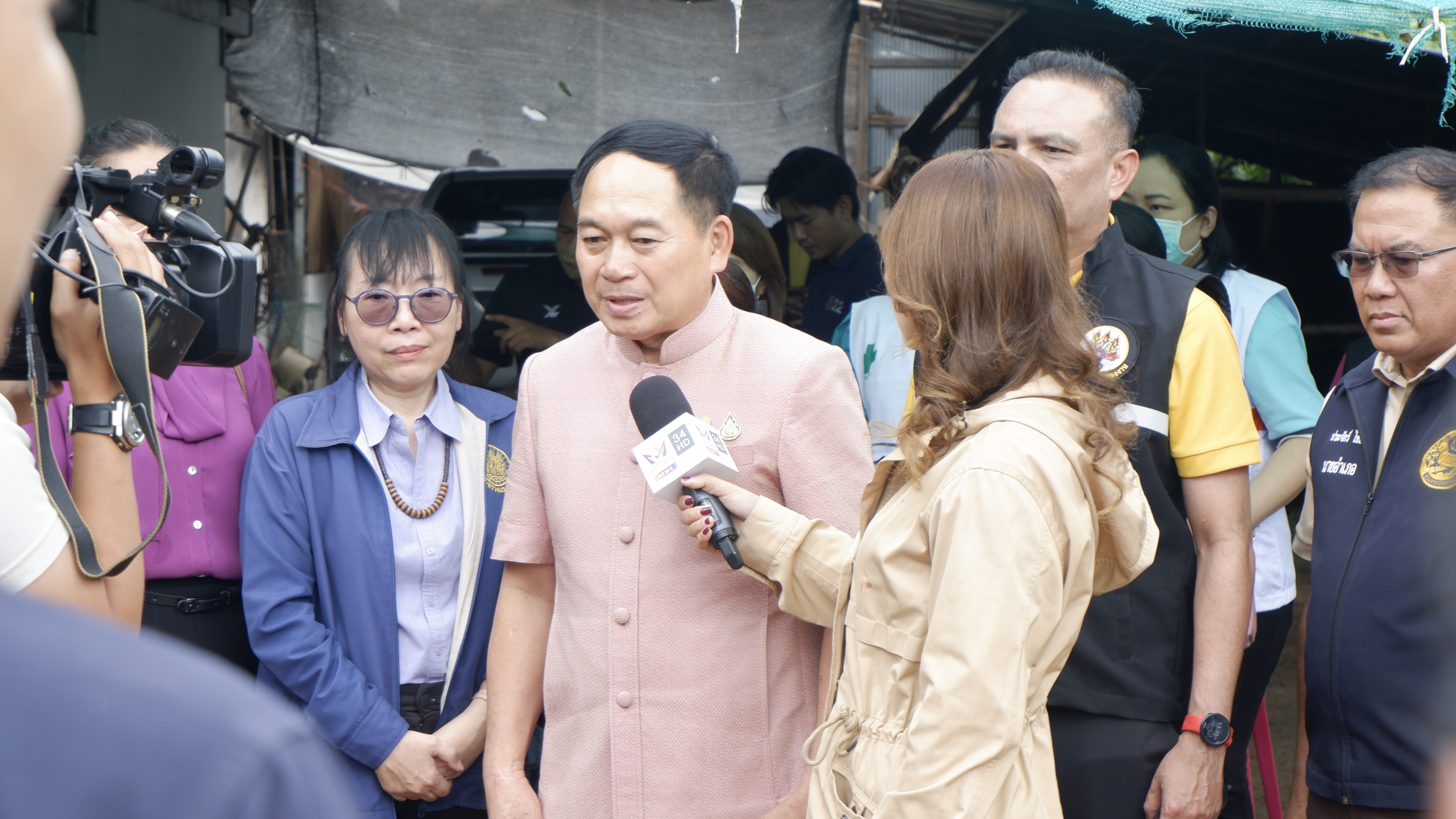 จังหวัดขอนแก่น : ผู้ว่าฯ ขอนแก่น ลงพื้นที่ให้กำลังใจสนับสนุนครอบครัวแรงงานไทยในอิสราเอล