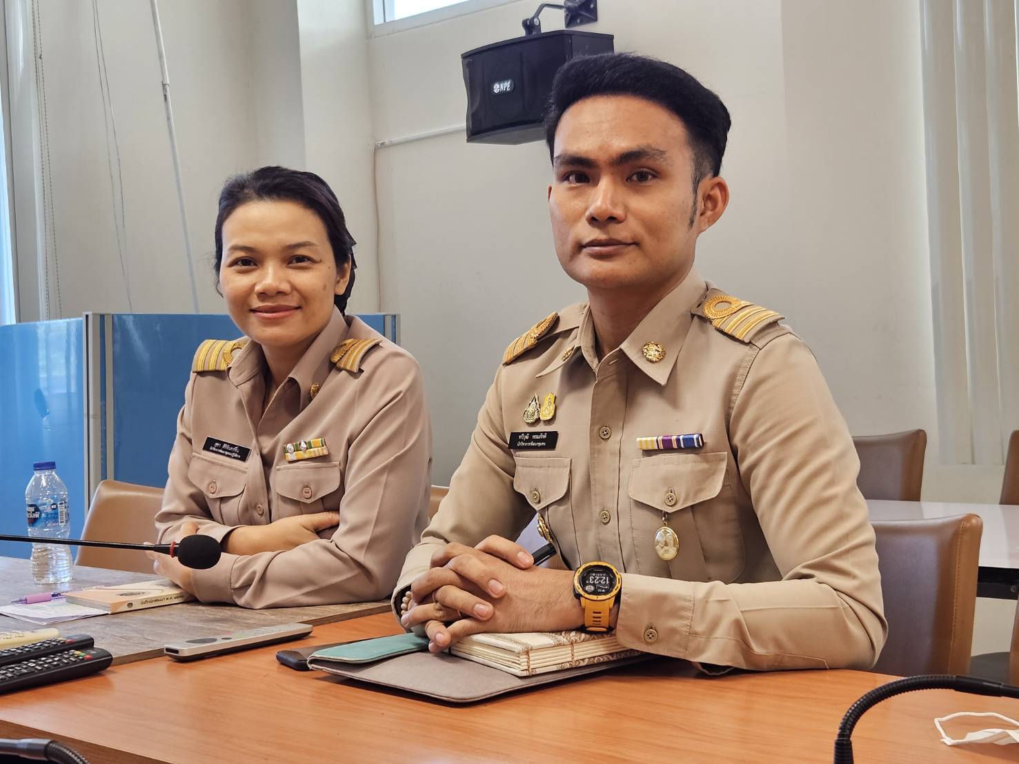 พช.ขอนแก่น : ร่วมประชุมรับมอบนโยบายและแนวทางการดำเนินงานของรองนายกรัฐมนตรีและรัฐมนตรีกระทรวงมหาดไทย (นายอนุทิน ชาญวีรกูล)