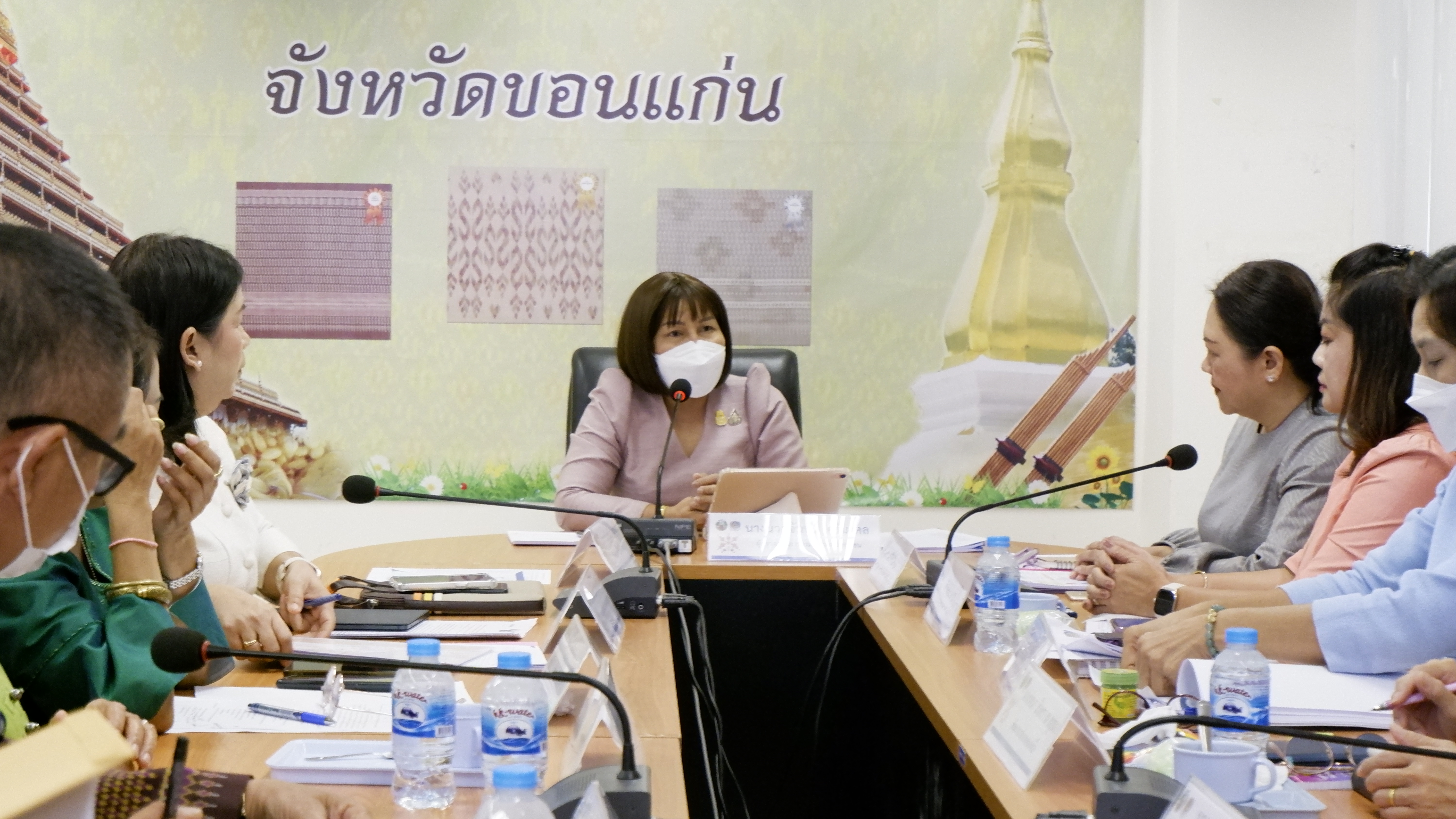 พช.ขอนแก่น : รับการตรวจติดตามผลการปฏิบัติราชการ ตามนโยบายรัฐบาล ภารกิจเร่งด่วน กระทรวงมหาดไทย ภารกิจงานสำคัญกรมการพัฒนาชุมชน ของผู้ตรวจราชการกรมการพัฒนาชุมชน เขตตรวจราชการที่ 12 (นางนวลจันทร์ ศรีมงคล)