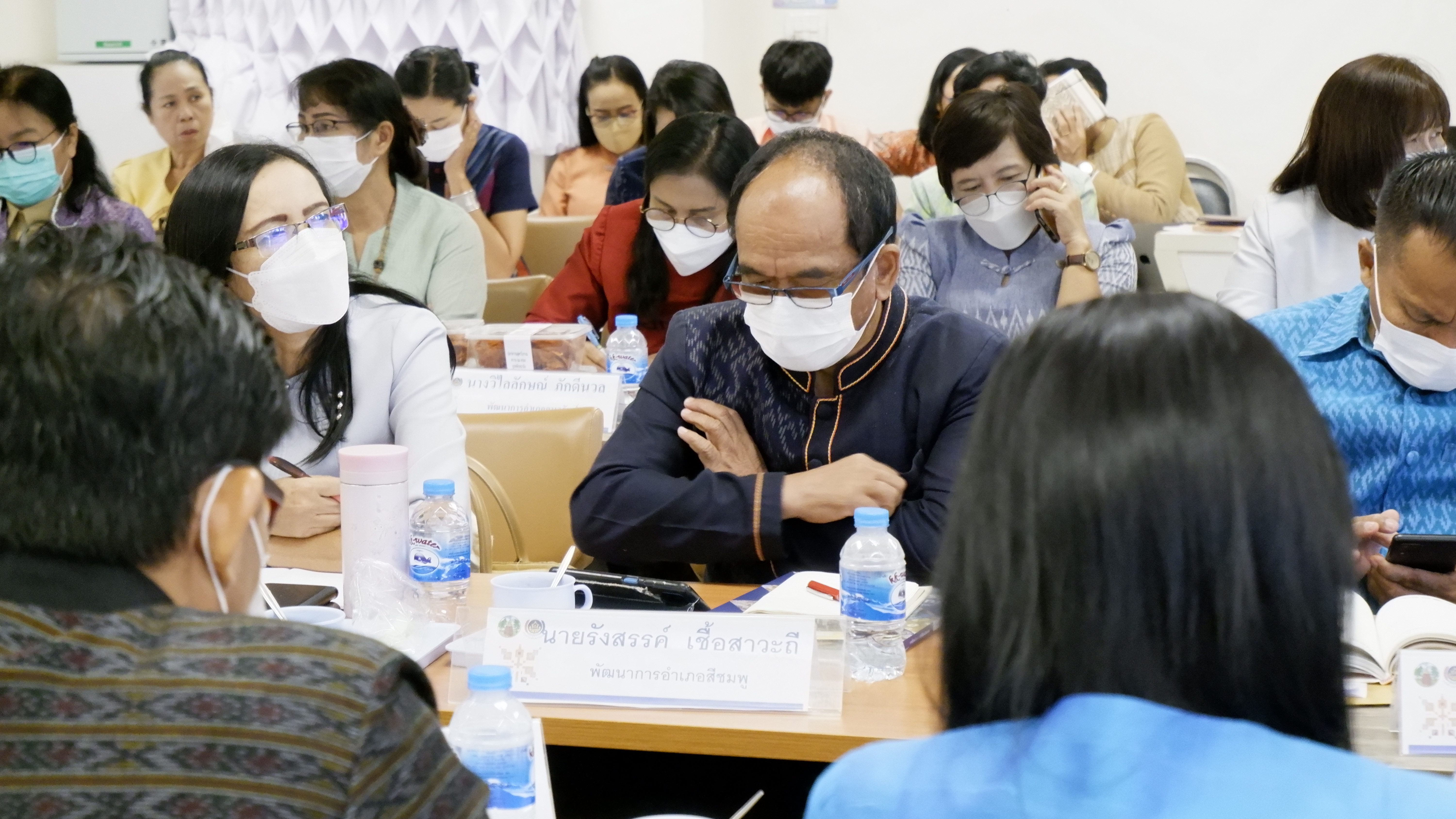 พช.ขอนแก่น : รับการตรวจติดตามผลการปฏิบัติราชการ ตามนโยบายรัฐบาล ภารกิจเร่งด่วน กระทรวงมหาดไทย ภารกิจงานสำคัญกรมการพัฒนาชุมชน ของผู้ตรวจราชการกรมการพัฒนาชุมชน เขตตรวจราชการที่ 12 (นางนวลจันทร์ ศรีมงคล)