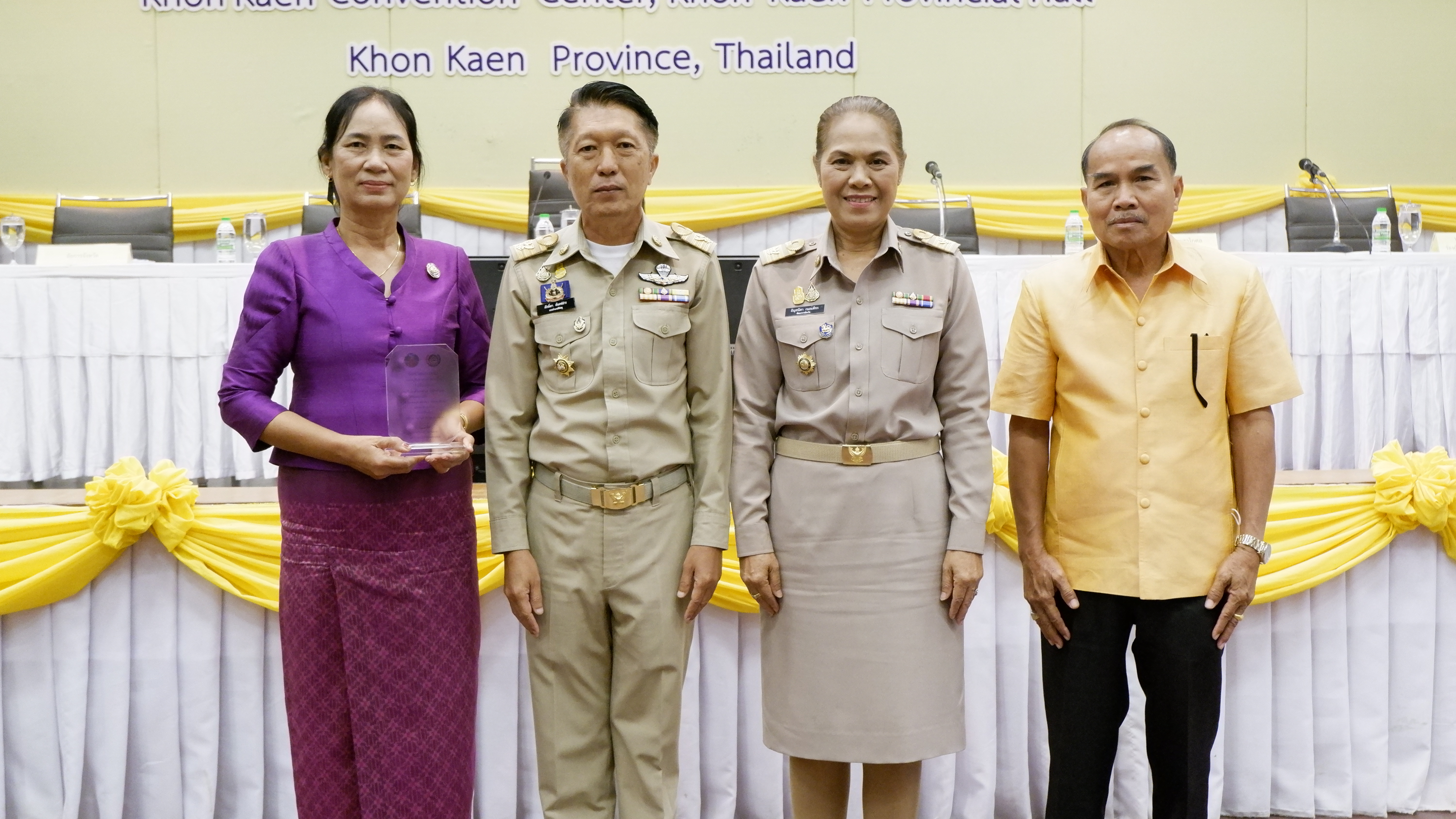 พช.ขอนแก่น : ร่วมประชุมกรมการจังหวัด หัวหน้าส่วนราชการ หัวหน้าหน่วยงานรัฐวิสาหกิจ จังหวัดขอนแก่น ครั้งที่ 10/2566