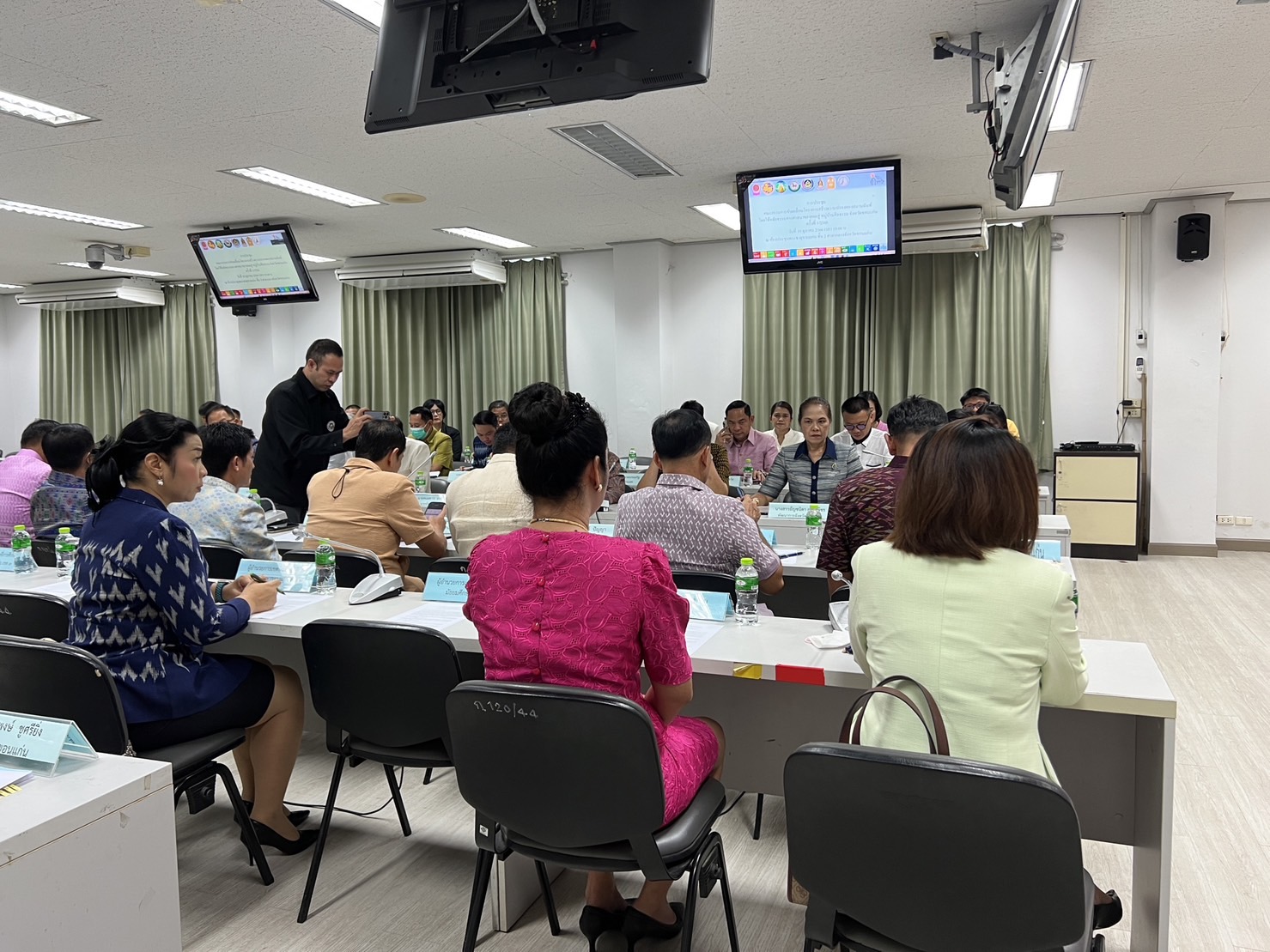 พช.ขอนแก่น : ร่วมประชุมแต่งตั้งคณะกรรมการขับเคลื่อนโครงการสร้างความปรองดองสมานฉันน์ โดยใช้หลักศาสนาขยายผลสู่ หมู่บ้านศีลธรรม จังหวัดขอนแก่น