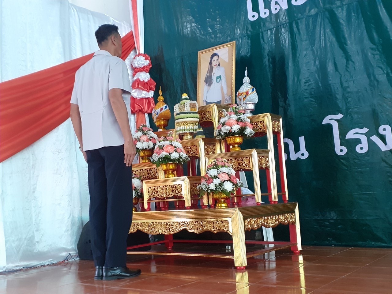 จังหวัดขอนแก่น : ออกหน่วยแพทย์เคลื่อนที่ พอ.สว. และโครงการหน่วยบำบัดทุกข์ บำรุงสุข สร้างรอยยิ้มให้กับประชาชน อำเภออุบลรัตน์