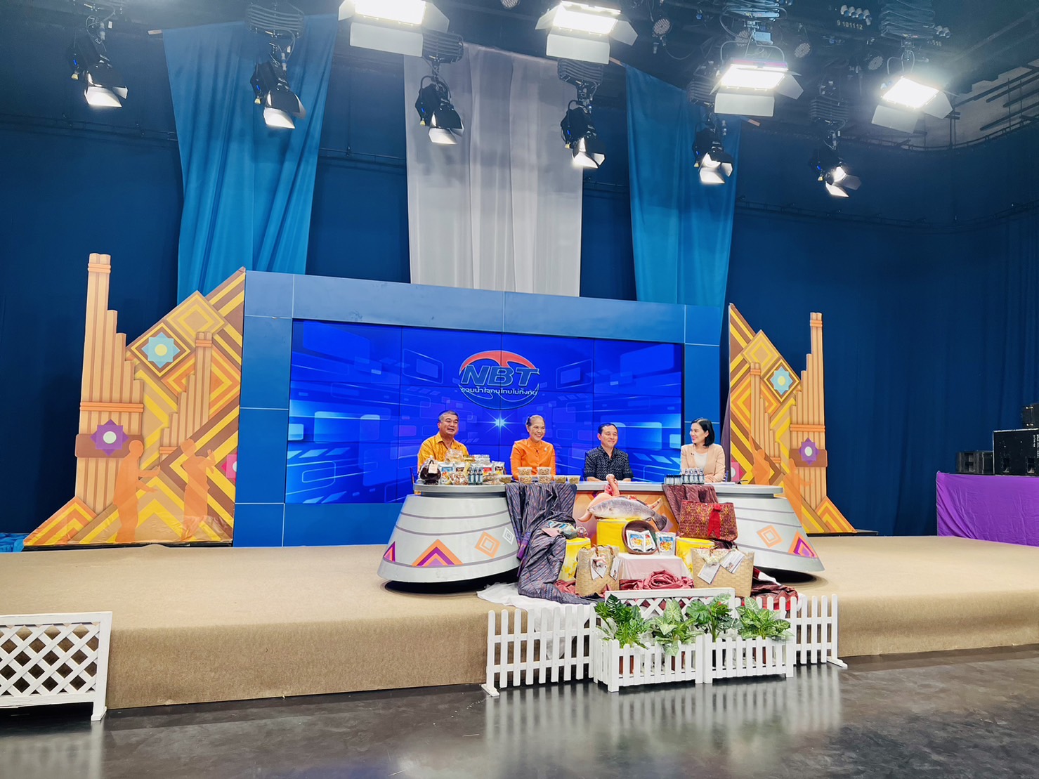 พช.ขอนแก่น : ร่วมบันทึกเทป รายการ “ทีวีอีสานรวมใจ คนไทยไม่ทิ้งกัน” ประจำวันพุธที่ 18 ตุลาคม 2566 ณ สถานีวิทยุโทรทัศน์แห่งประเทศไทย ขอนแก่น (NBT11 ทีวีอีสาน)
