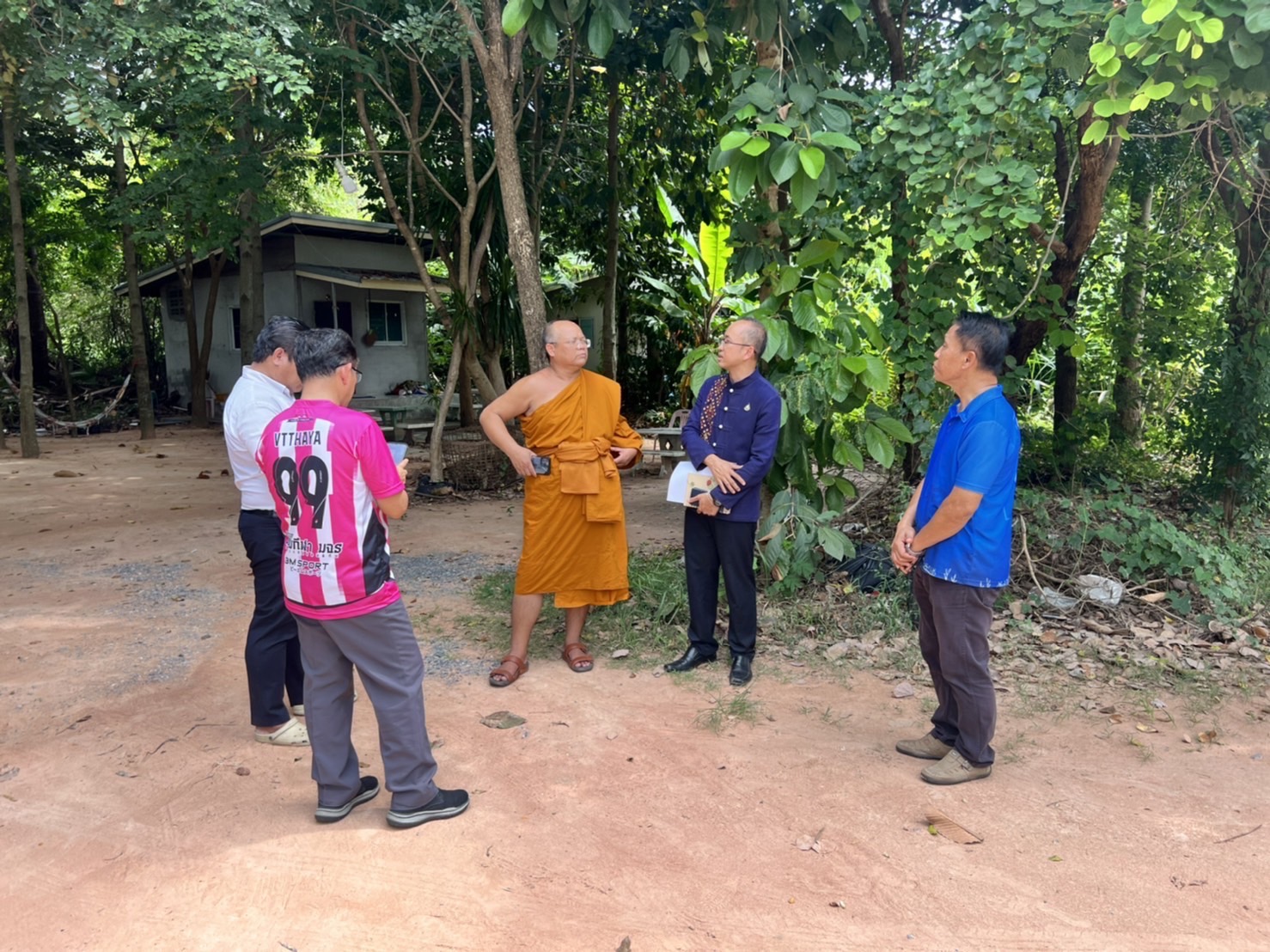 พช.ขอนแก่น ร่วมลงพื้นที่สำรวจแปลงโคก หนอง นา พุทธอารยเกษตร มจร.ขอนแก่น
