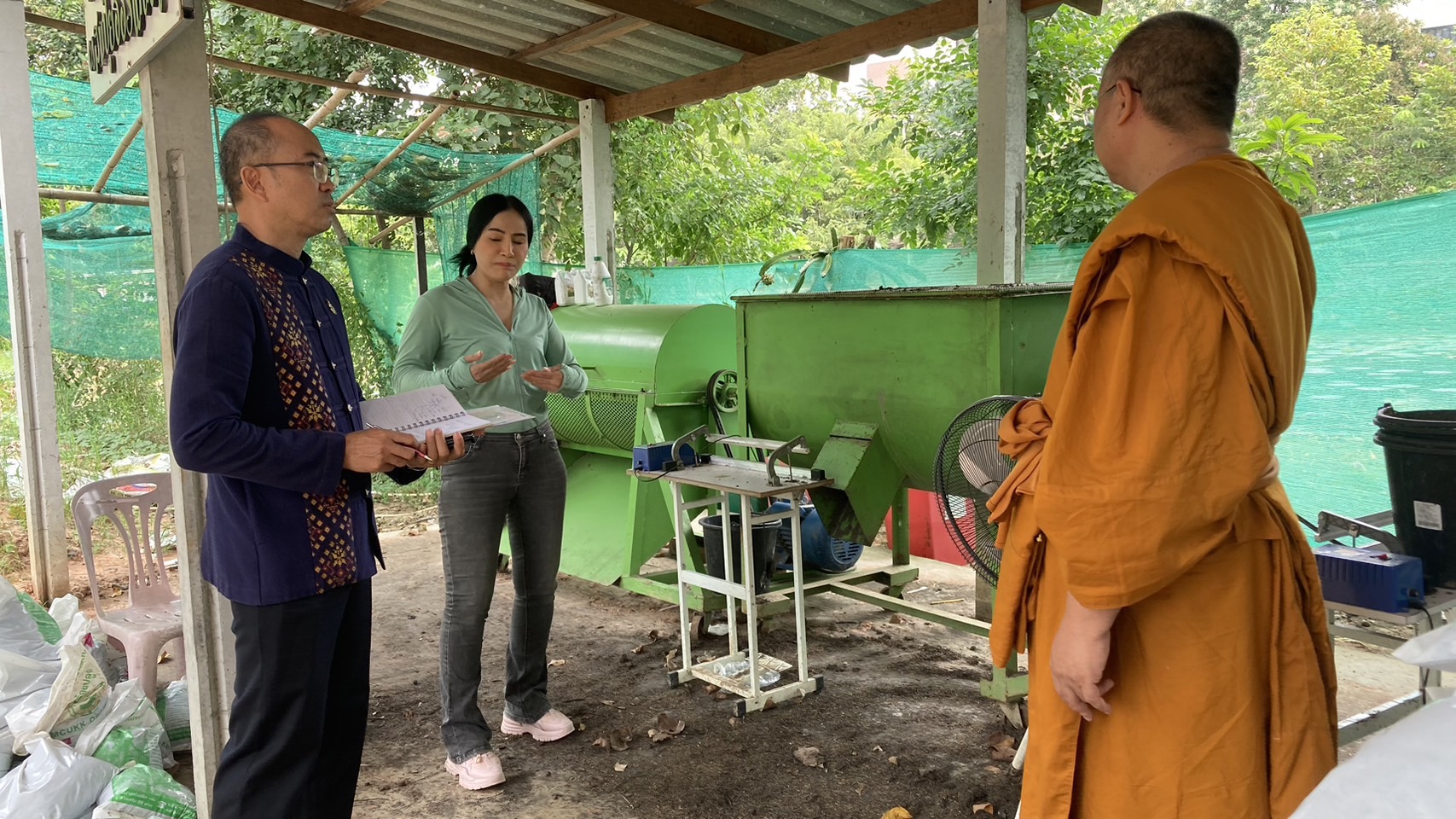 พช.ขอนแก่น ร่วมลงพื้นที่สำรวจแปลงโคก หนอง นา พุทธอารยเกษตร มจร.ขอนแก่น
