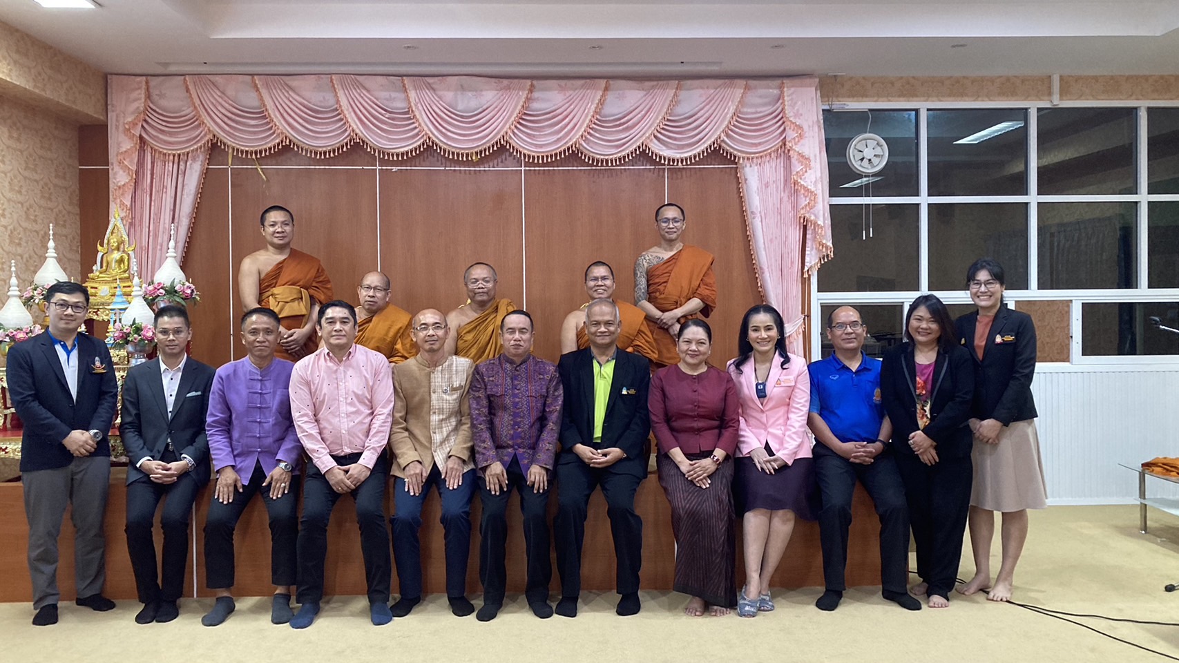 พช. ขอนแก่น : ร่วมประชุมพิจารณาร่างหลักสูตรพุทธอารยเกษตร มจร.ขอนแก่น